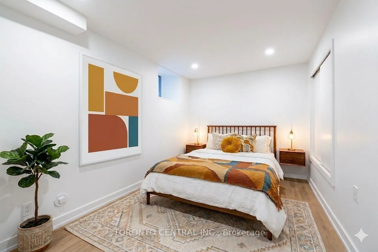 Photo 4 of Unit Basement, 171 Parkside Drive, Toronto, High Park-Swansea — HOMEH