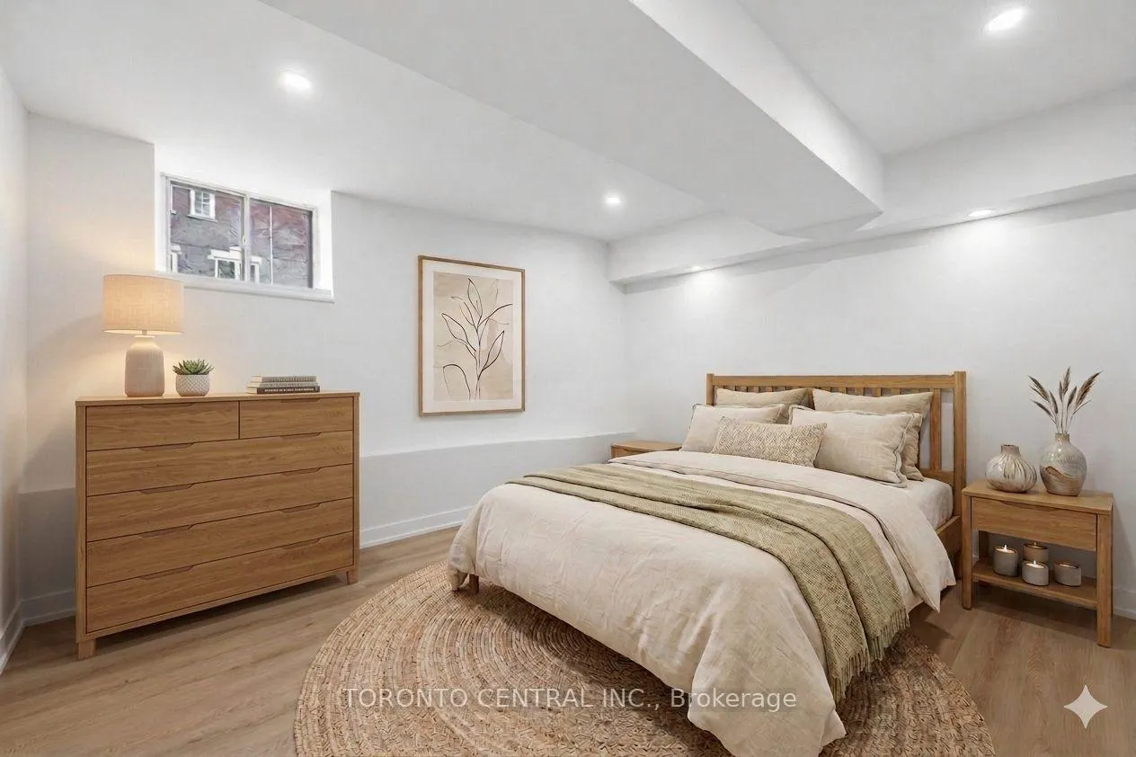 Photo 5 of Unit Basement, 171 Parkside Drive, Toronto, High Park-Swansea — HOMEH
