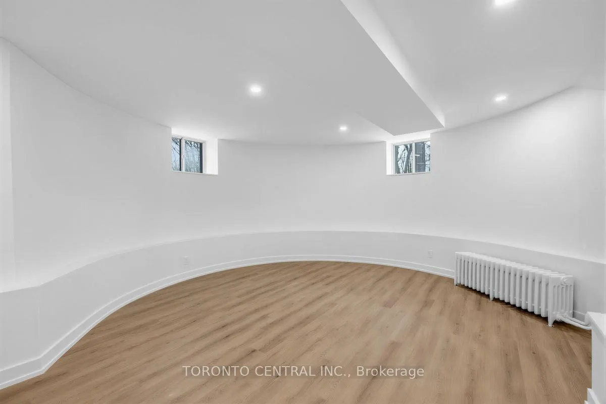 Photo 9 of Unit Basement, 171 Parkside Drive, Toronto, High Park-Swansea — HOMEH
