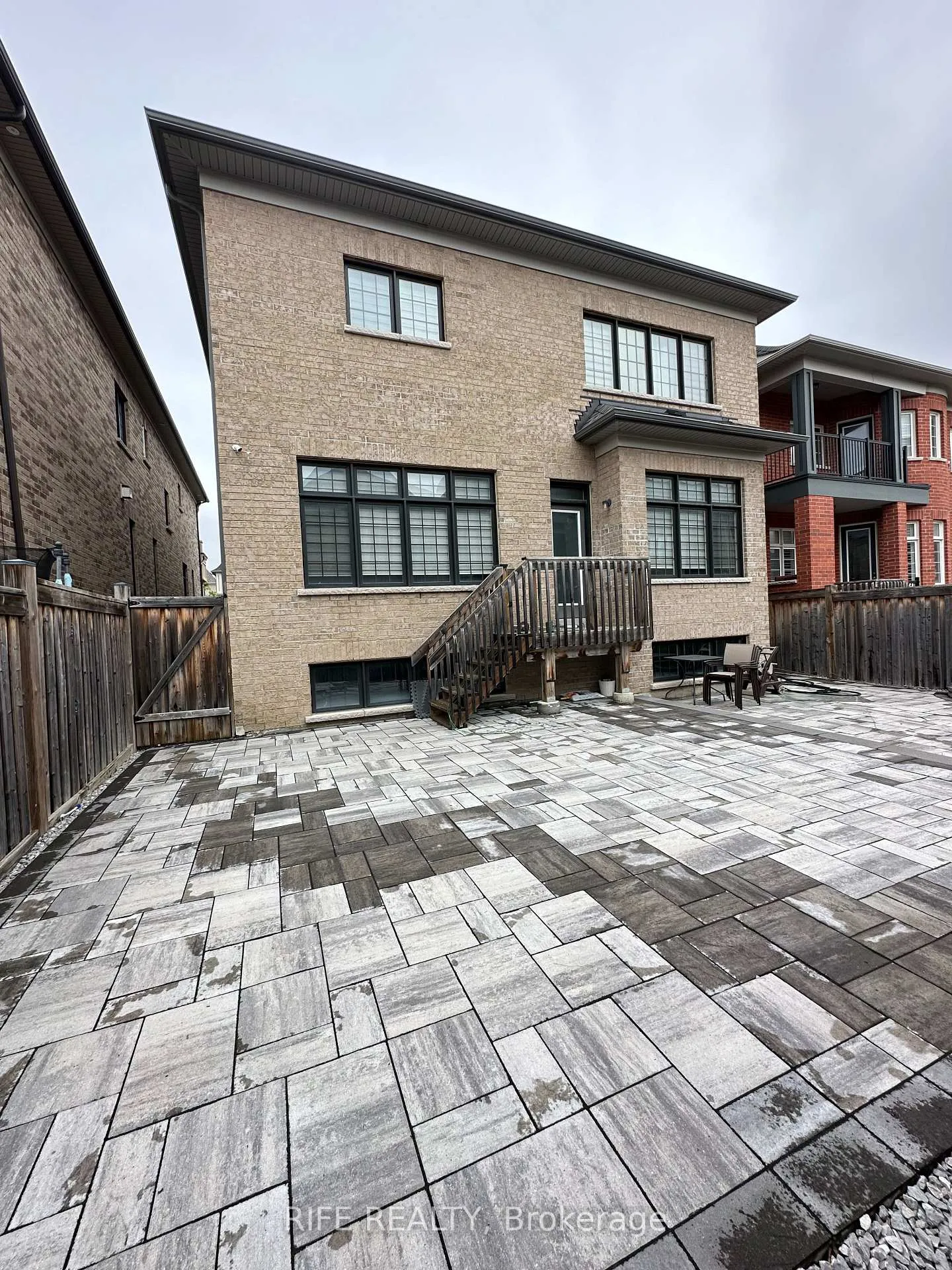 Photo 12 of 11 Yates Avenue, Vaughan, Patterson — HOMEH