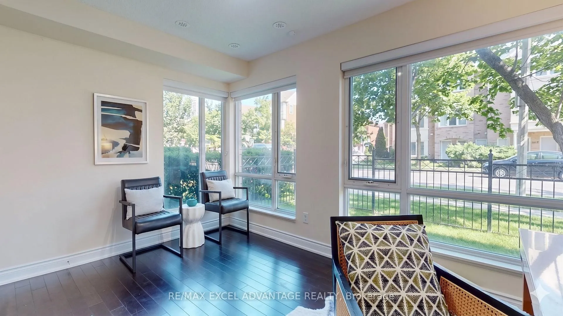 Photo 27 of 301 South Park Road, Markham, Commerce Valley — HOMEH