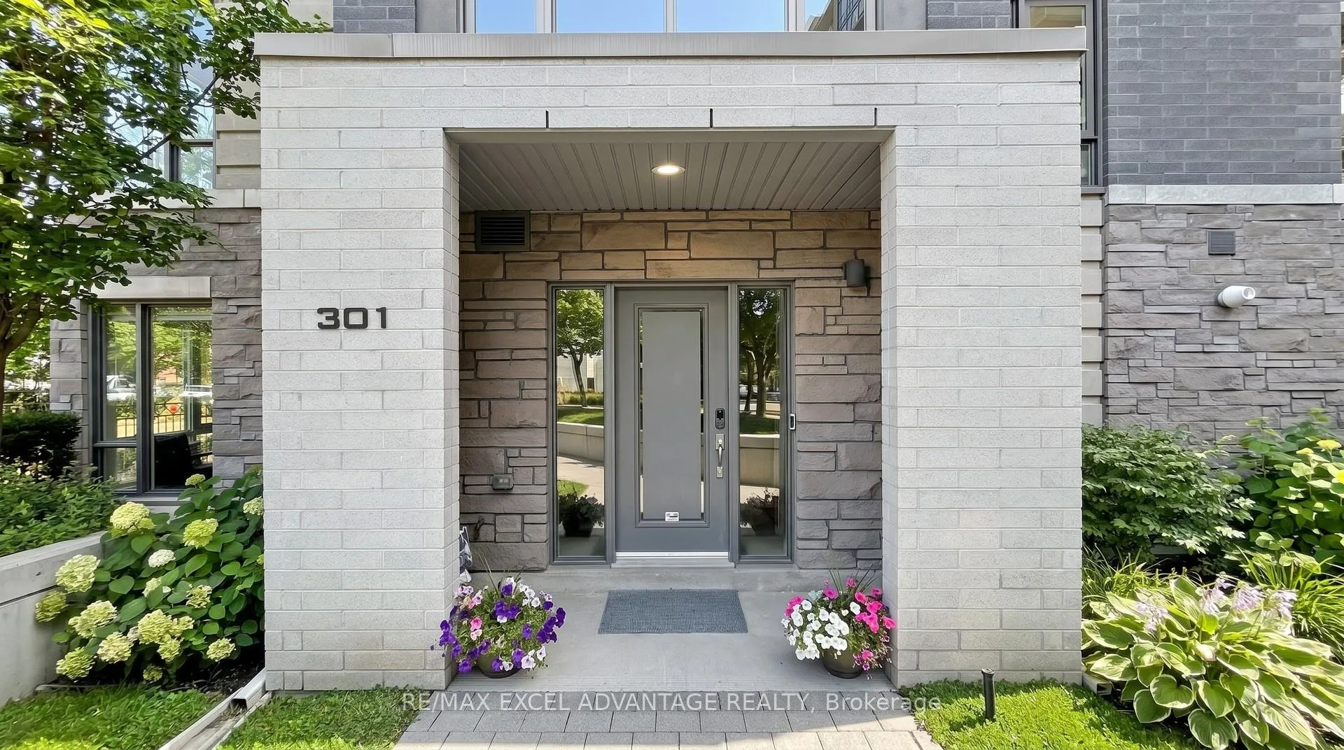 Photo 33 of 301 South Park Road, Markham, Commerce Valley — HOMEH