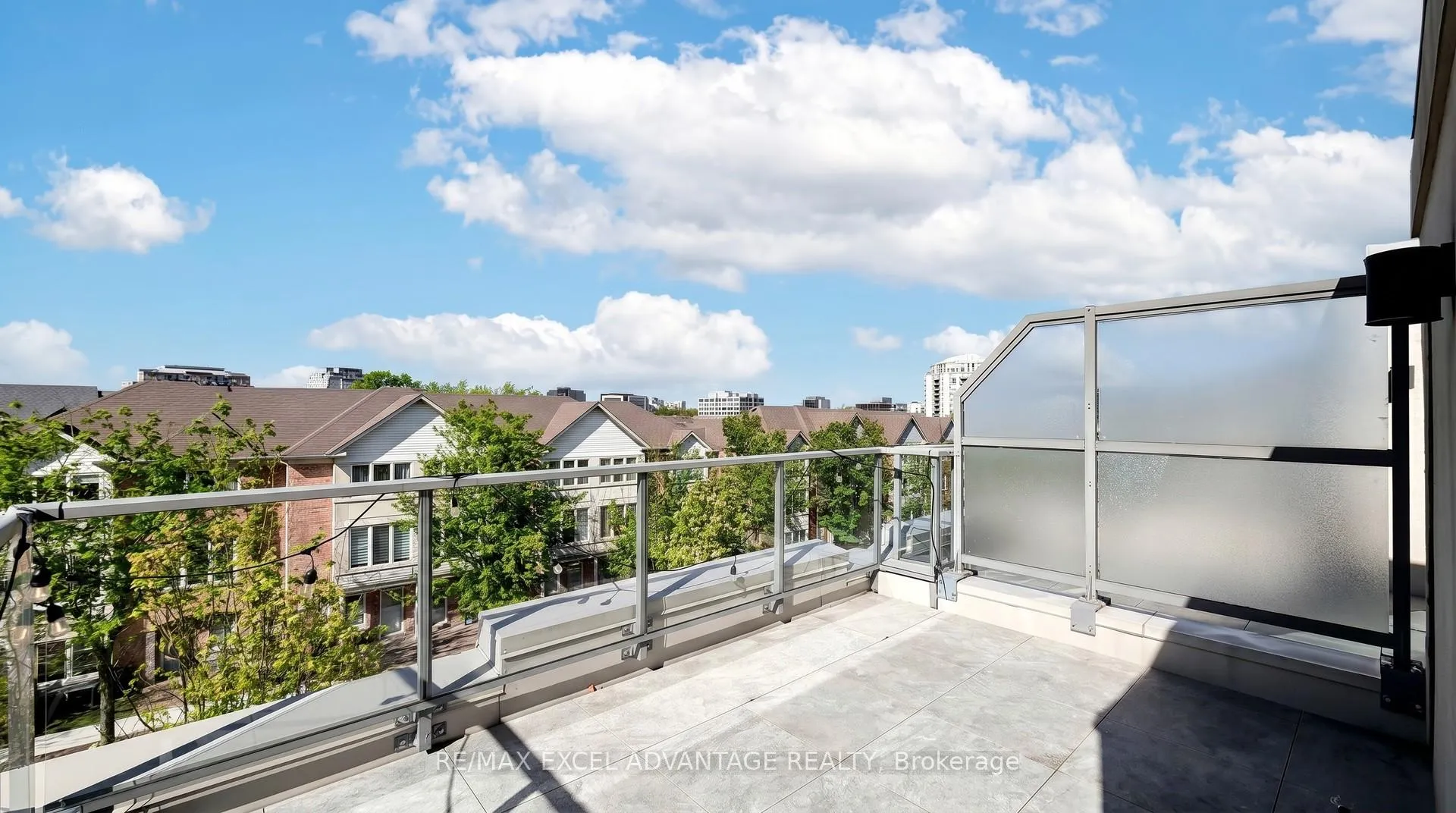 Photo 37 of 301 South Park Road, Markham, Commerce Valley — HOMEH