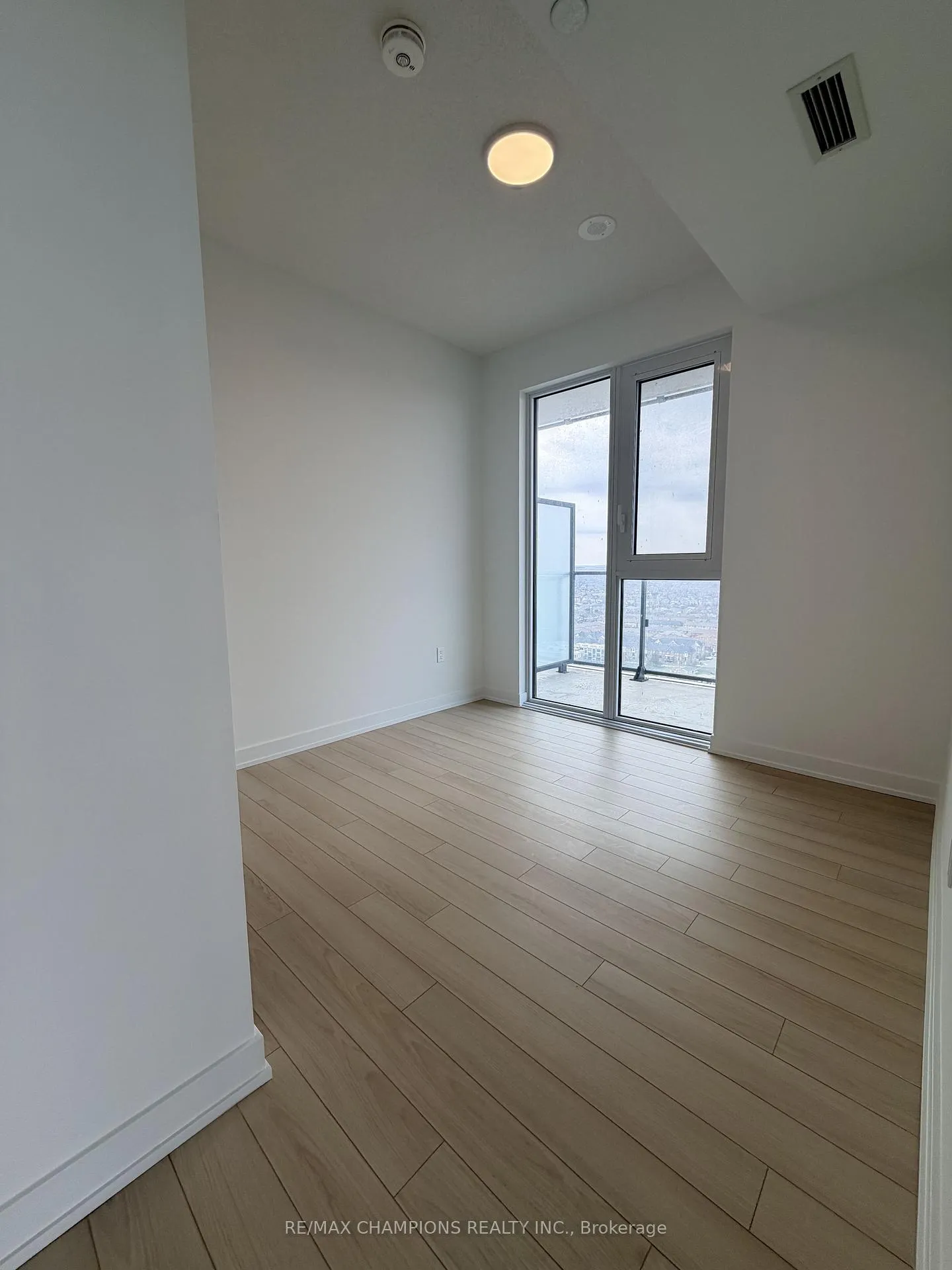 Photo 15 of Unit 2120, 15 Skyridge Drive, Brampton, Bram East — HOMEH