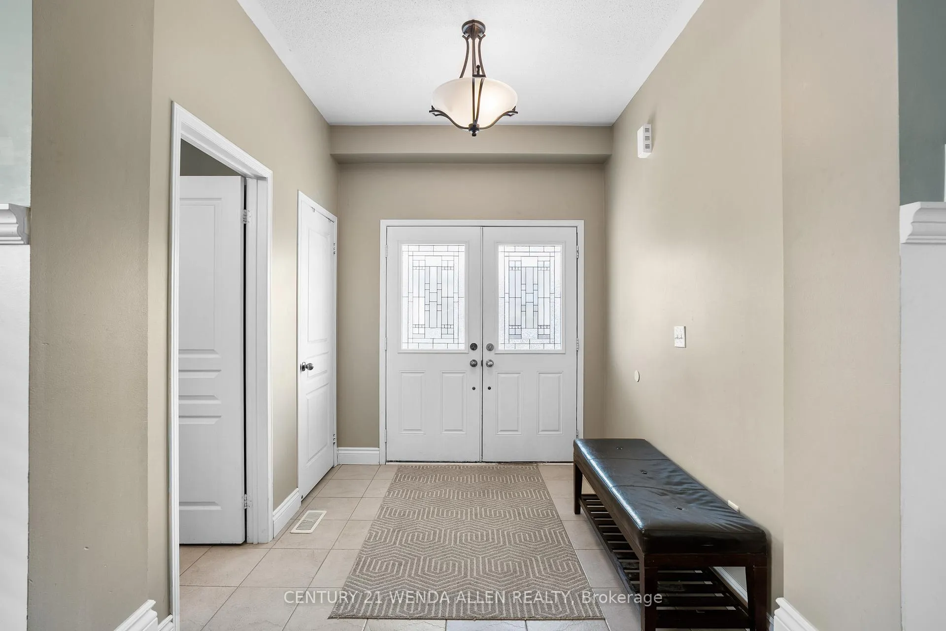 Photo 5 of 566 Oldman Road, Oshawa, Eastdale — HOMEH