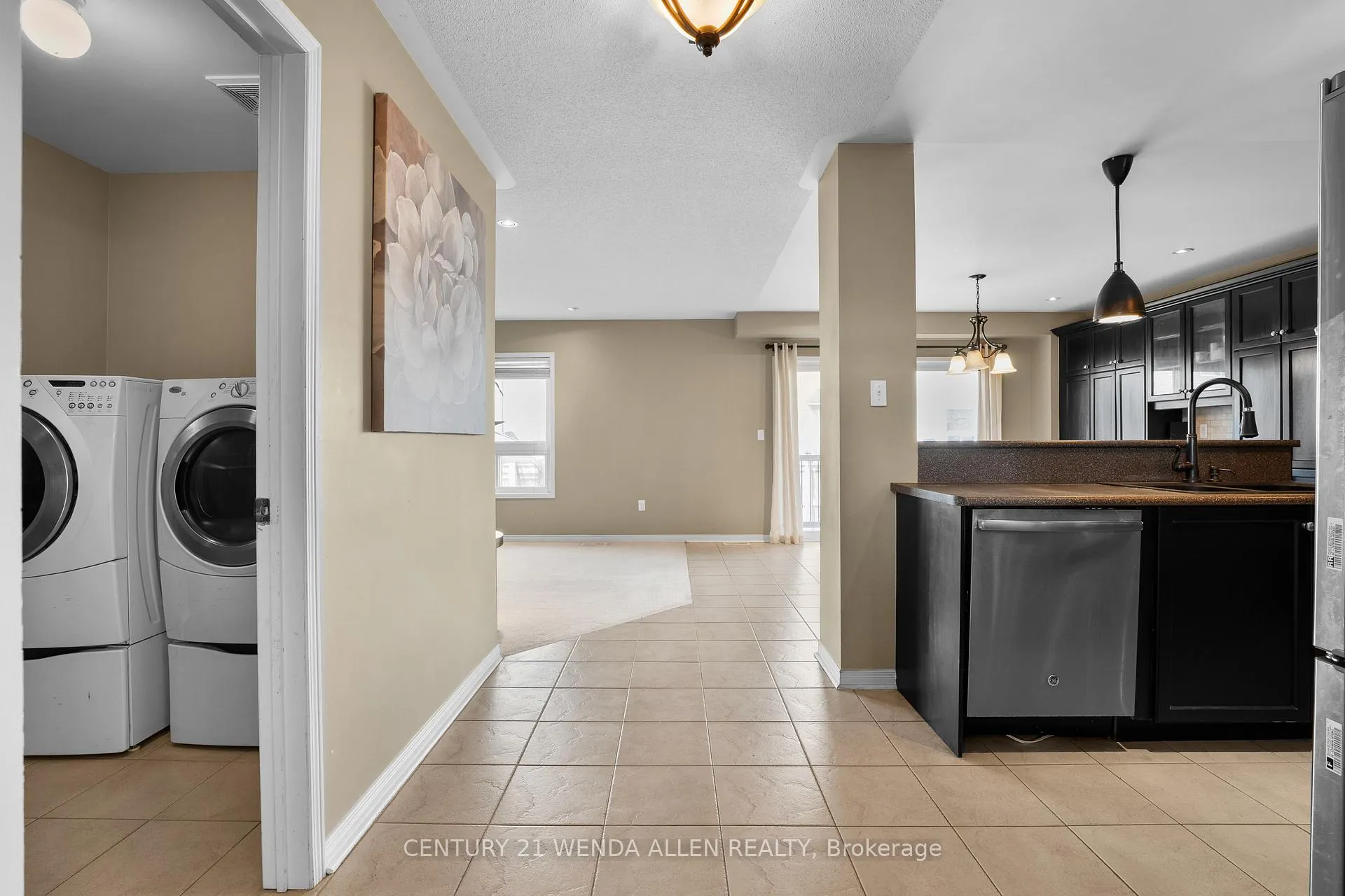 Photo 11 of 566 Oldman Road, Oshawa, Eastdale — HOMEH