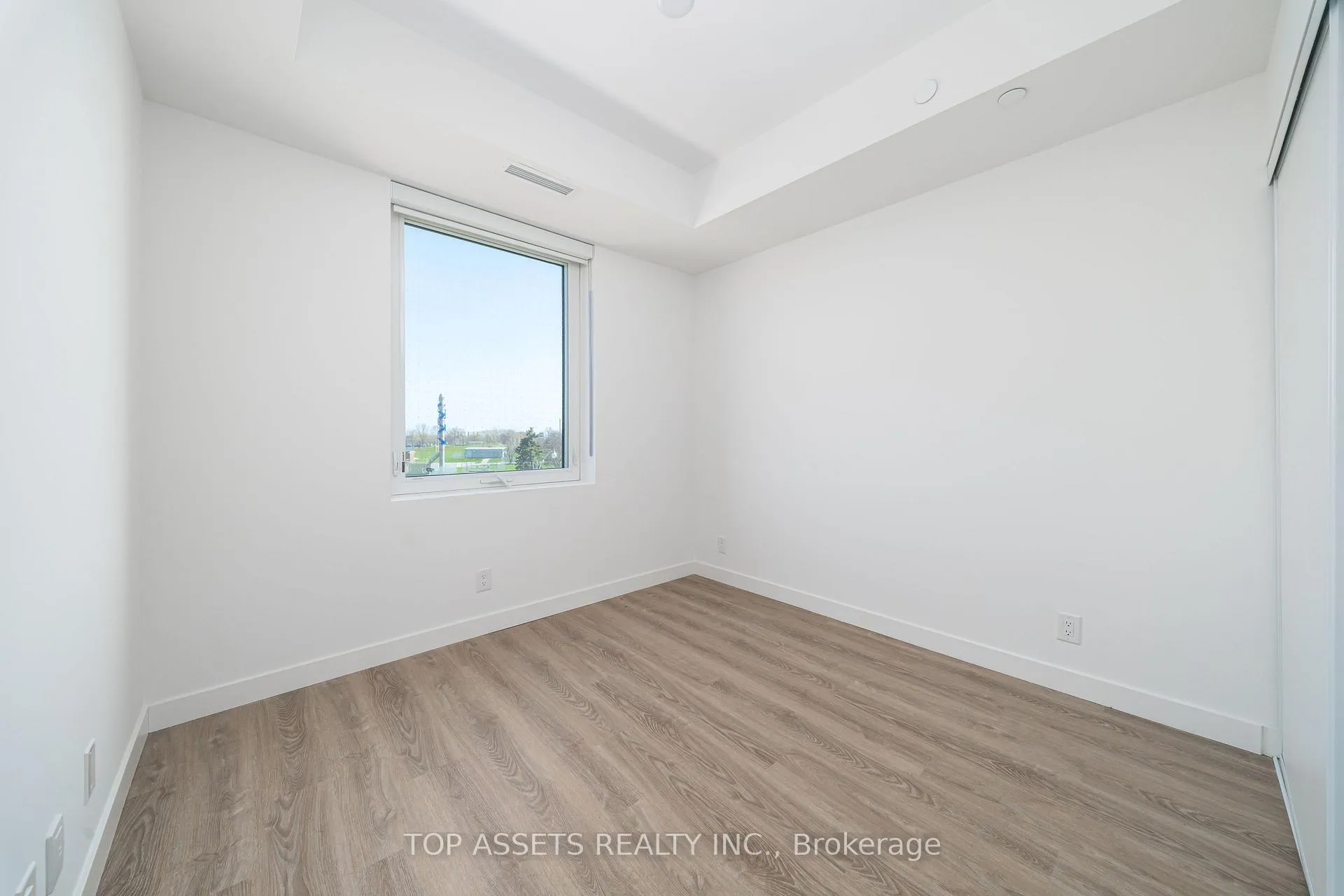 Photo 12 of Unit 311, 1050 Eastern Avenue, Toronto, Greenwood-Coxwell — HOMEH