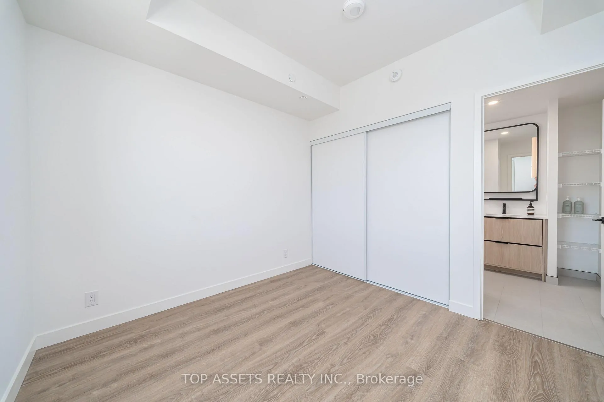 Photo 13 of Unit 311, 1050 Eastern Avenue, Toronto, Greenwood-Coxwell — HOMEH