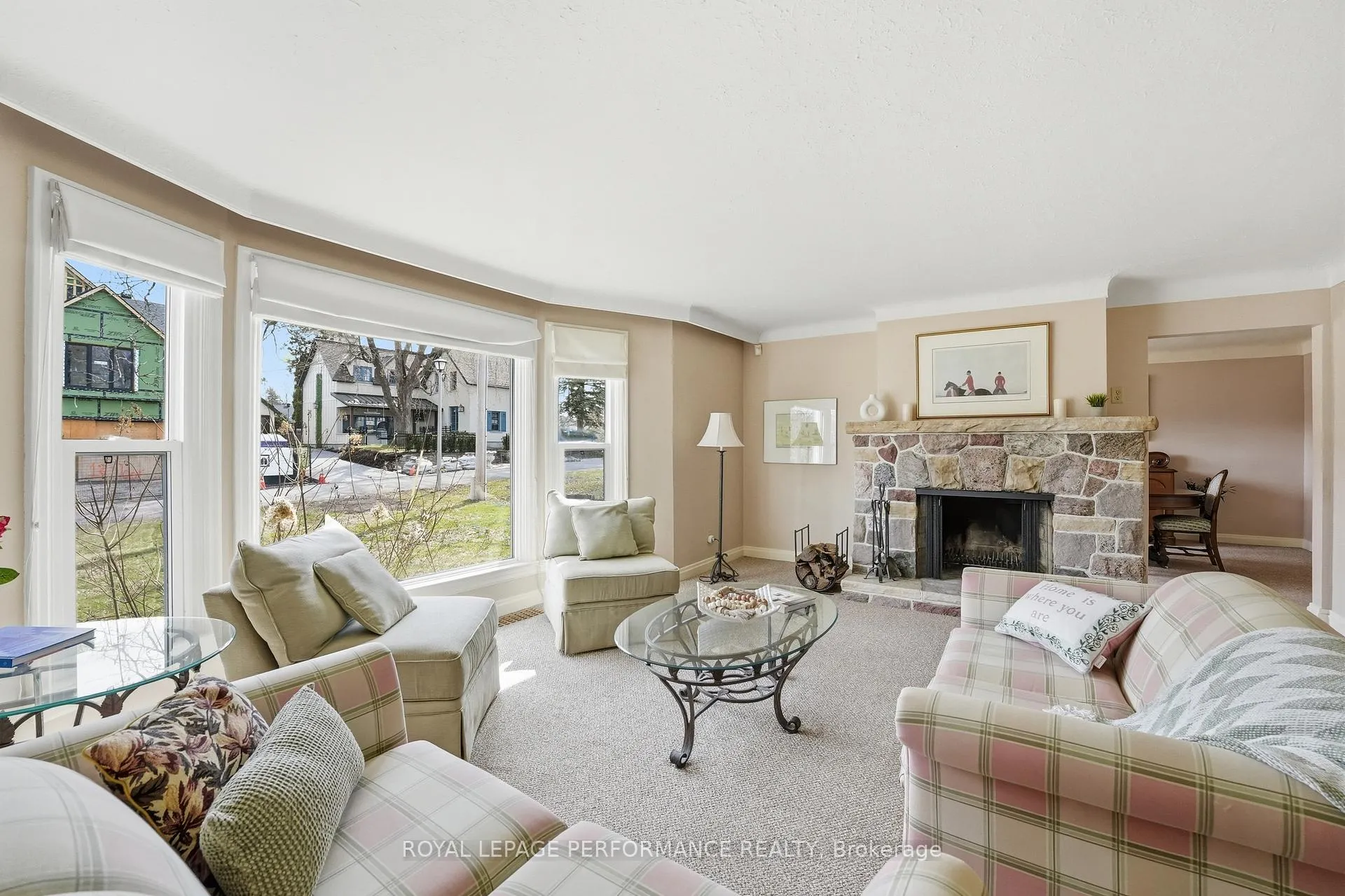 Photo 10 of 880 Melwood Avenue, Ottawa, McKellar Heights/Glabar Park — HOMEH
