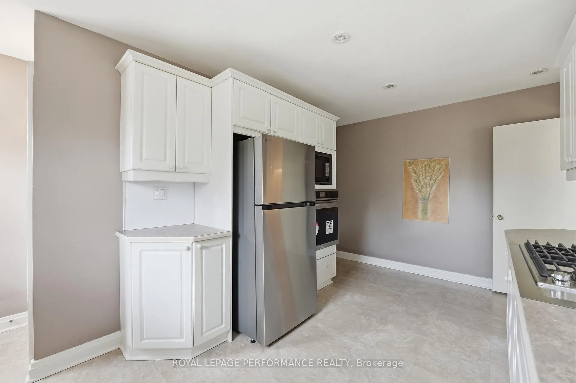 Photo 22 of 880 Melwood Avenue, Ottawa, McKellar Heights/Glabar Park — HOMEH
