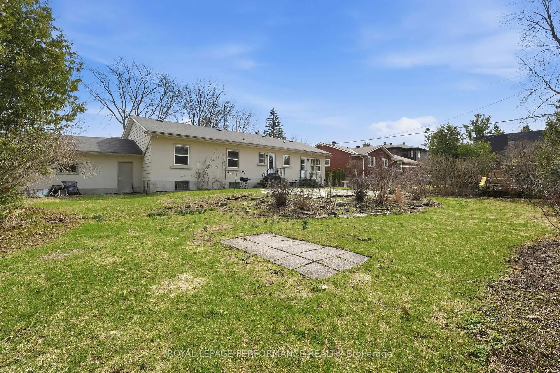 Photo 45 of 880 Melwood Avenue, Ottawa, McKellar Heights/Glabar Park — HOMEH