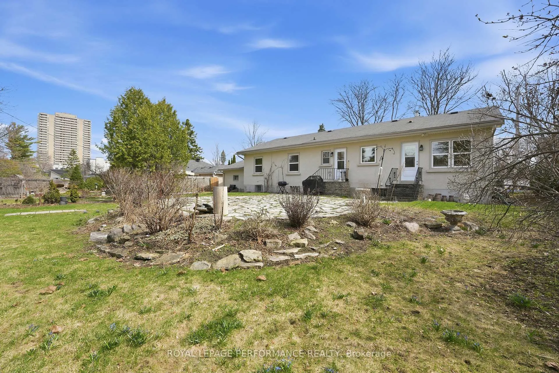 Photo 46 of 880 Melwood Avenue, Ottawa, McKellar Heights/Glabar Park — HOMEH