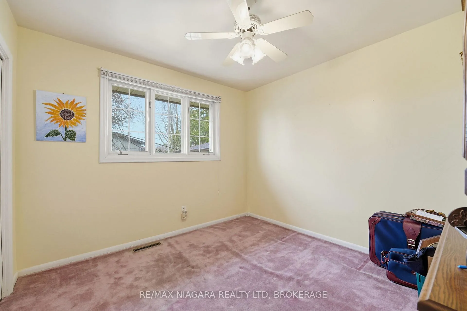 Photo 14 of 277 Lakeshore Road, St. Catharines, Lakeshore — HOMEH
