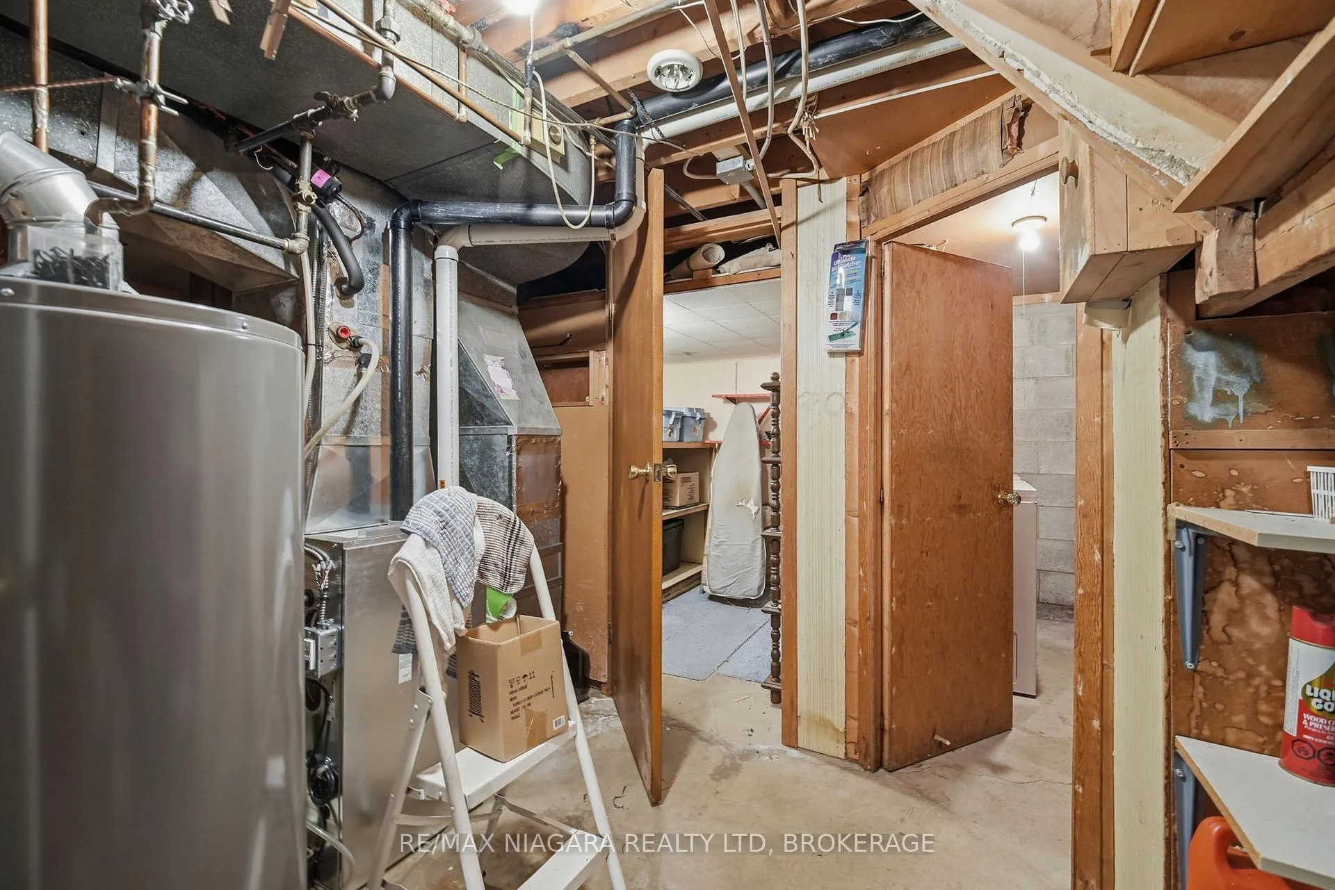 Photo 19 of 277 Lakeshore Road, St. Catharines, Lakeshore — HOMEH