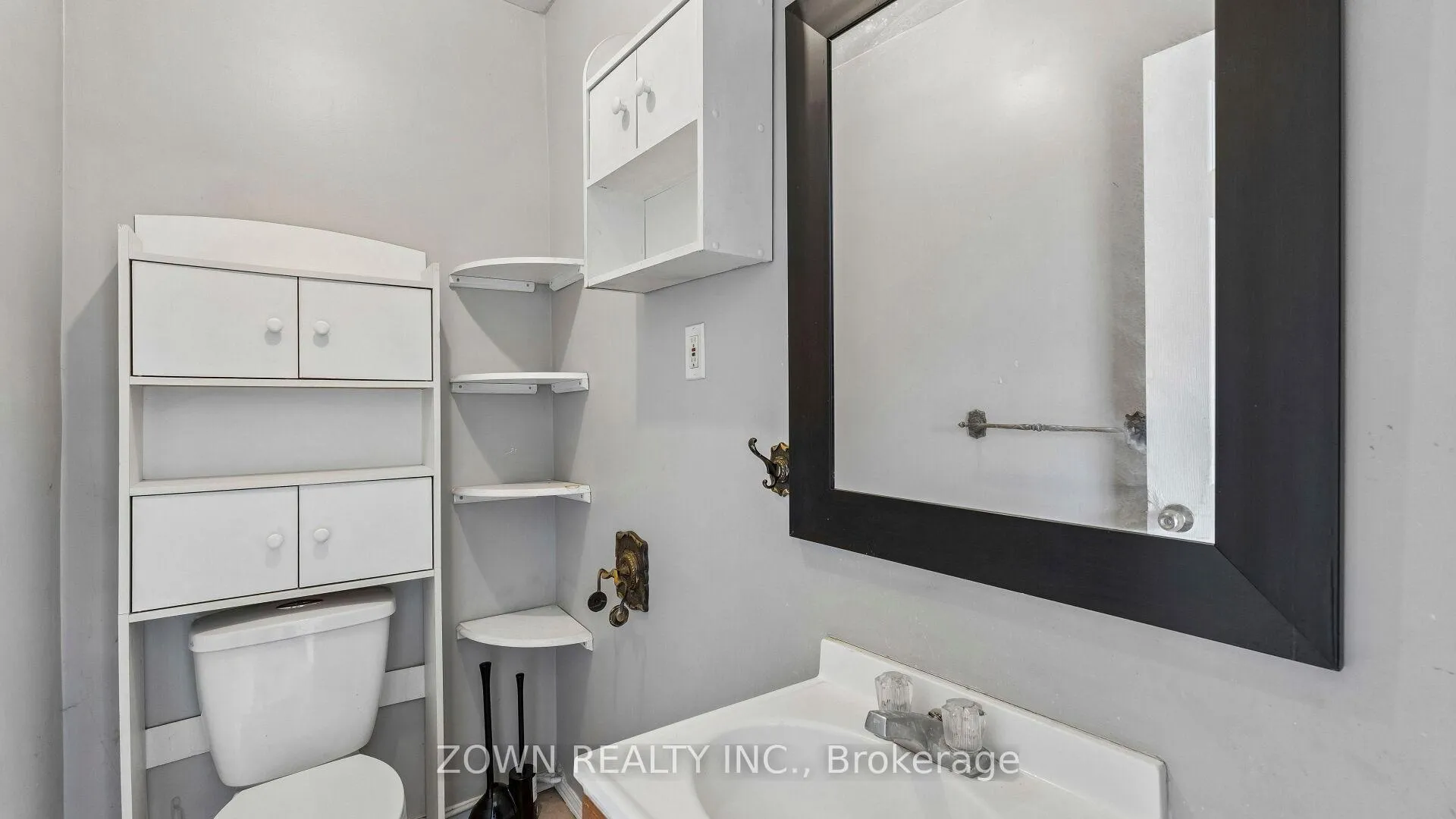 Photo 20 of 111 Hillyard Street, Hamilton, North End — HOMEH