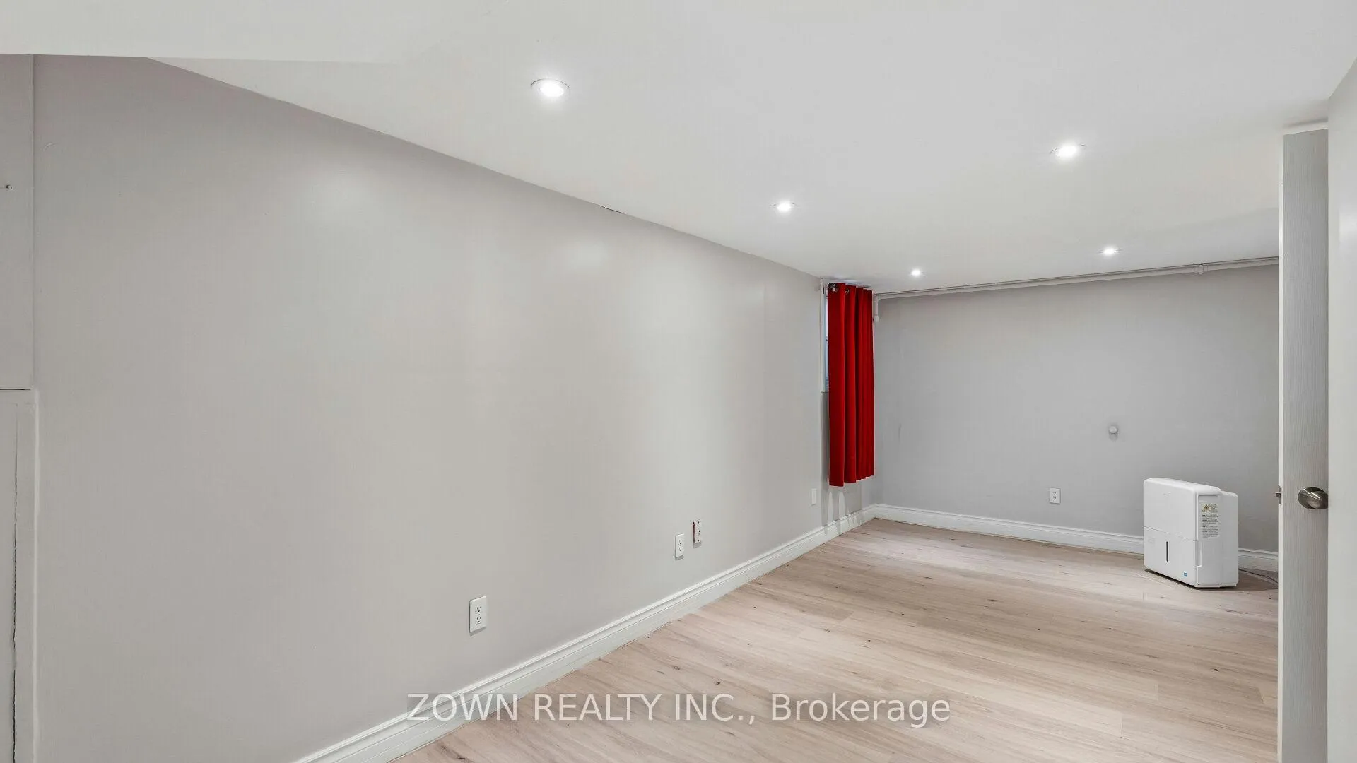 Photo 25 of 111 Hillyard Street, Hamilton, North End — HOMEH