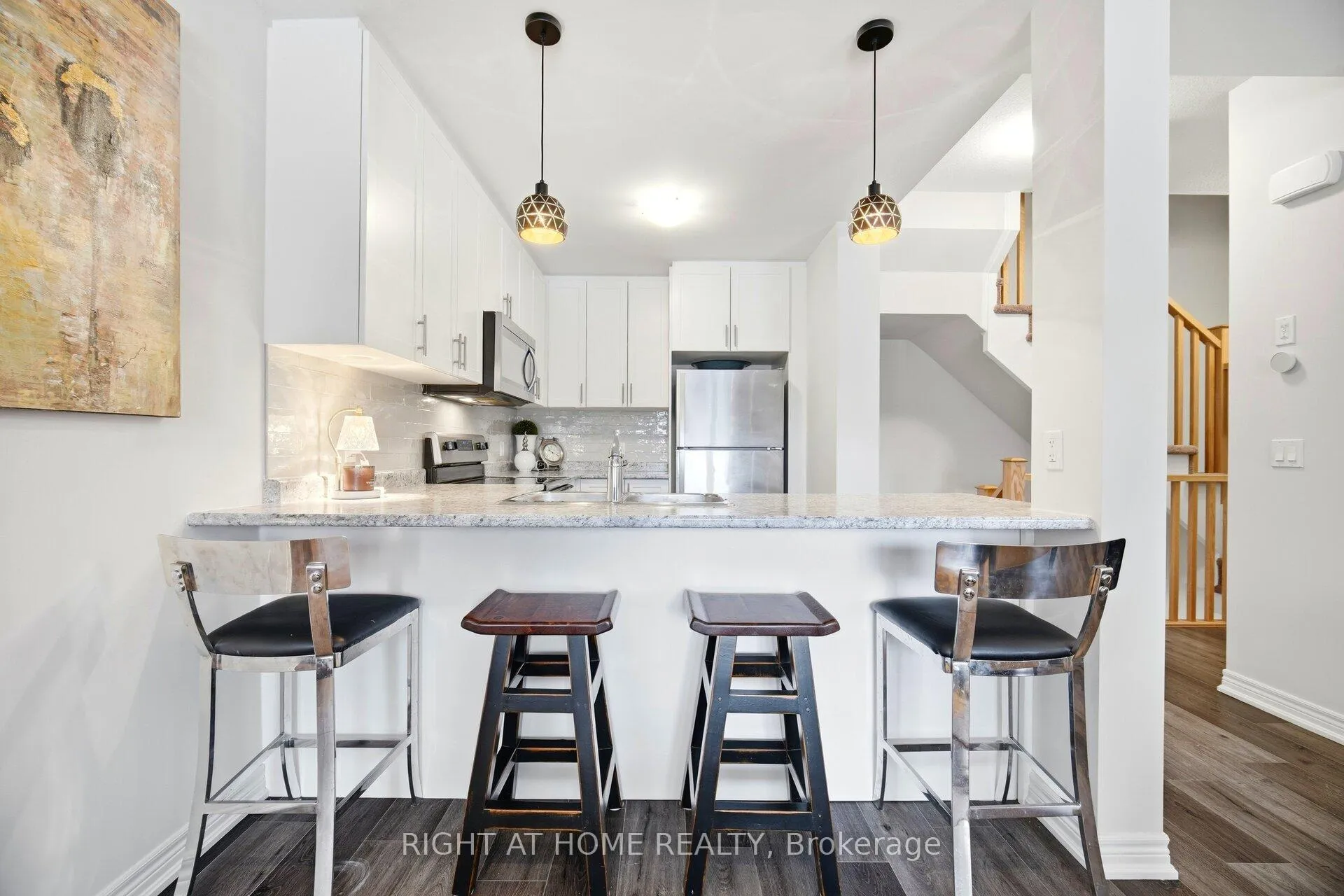 Photo 13 of Unit 61, 19 Picardy Drive, Hamilton, Stoney Creek Mountain — HOMEH