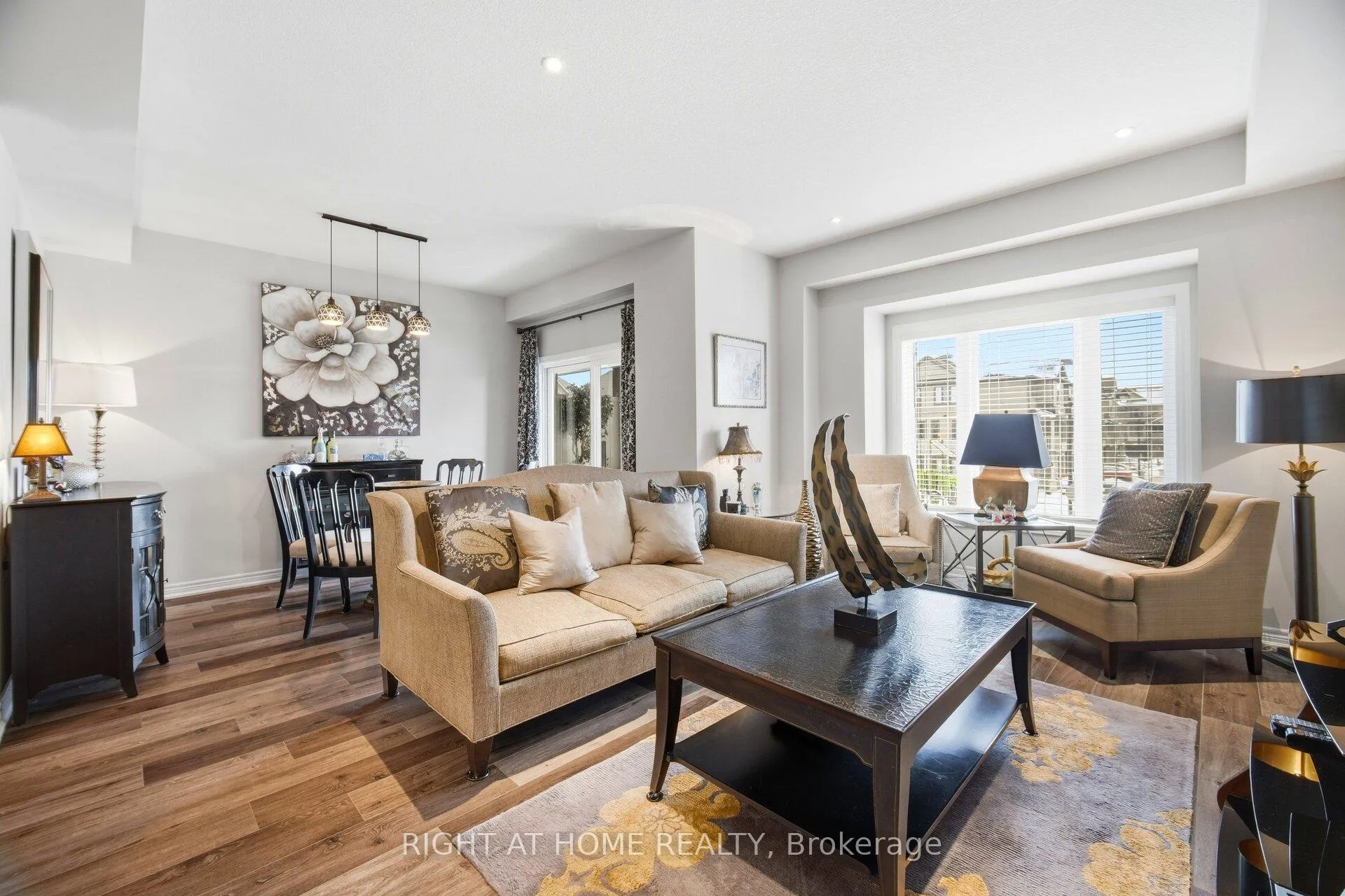 Photo 17 of Unit 61, 19 Picardy Drive, Hamilton, Stoney Creek Mountain — HOMEH