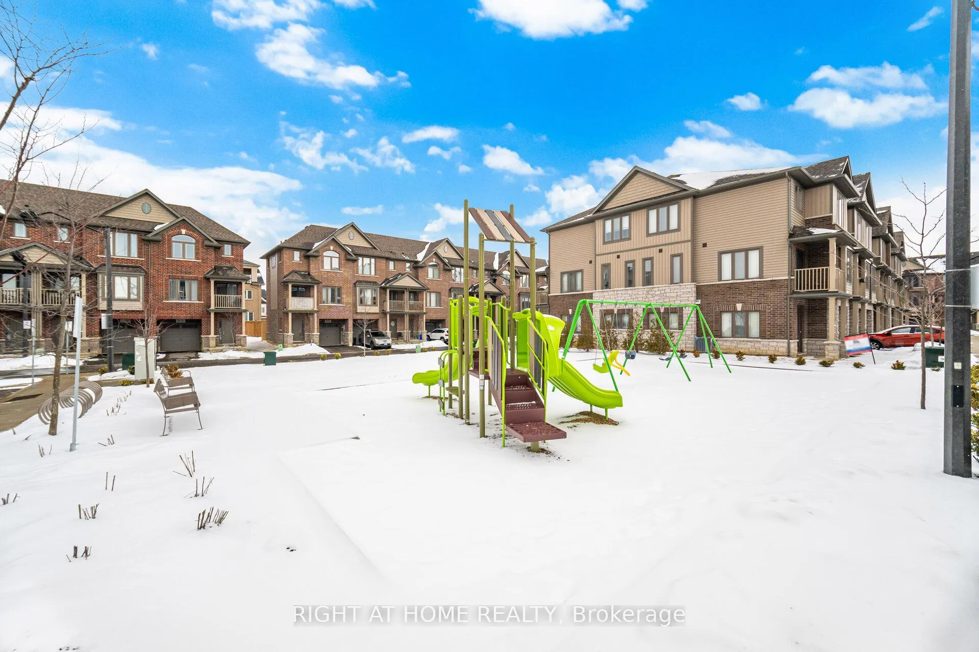 Photo 40 of Unit 61, 19 Picardy Drive, Hamilton, Stoney Creek Mountain — HOMEH