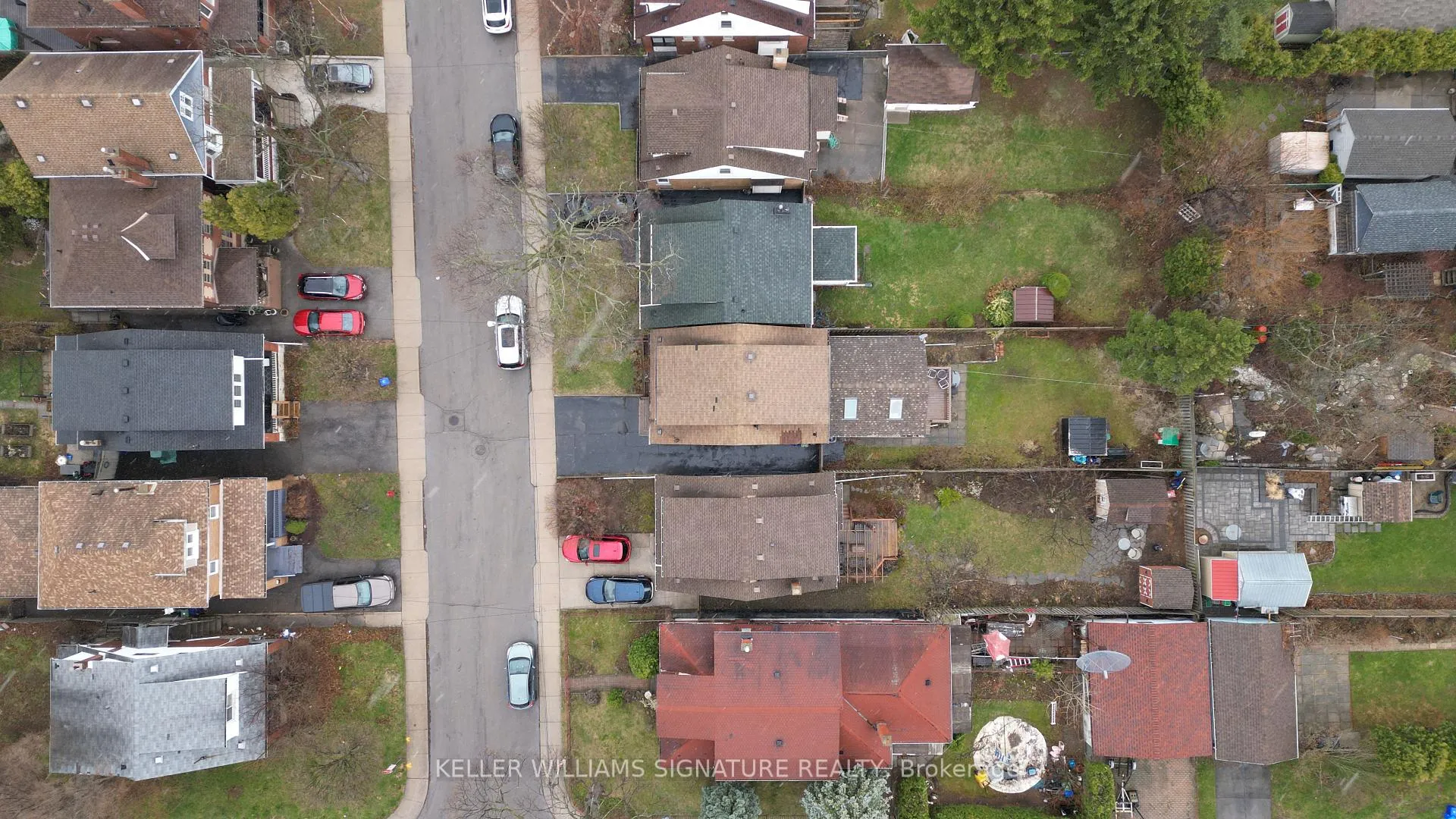 Photo 6 of 209 Balmoral Avenue S, Hamilton, Delta — HOMEH