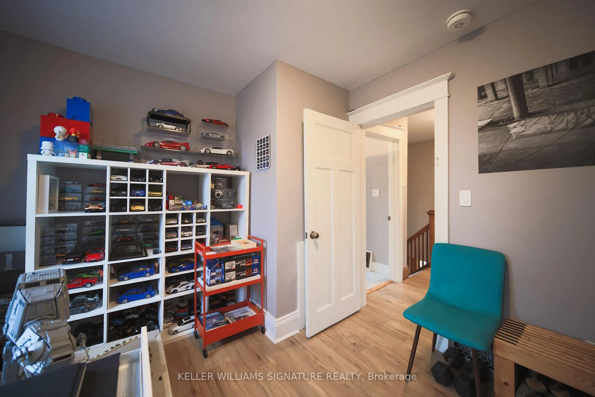 Photo 31 of 209 Balmoral Avenue S, Hamilton, Delta — HOMEH