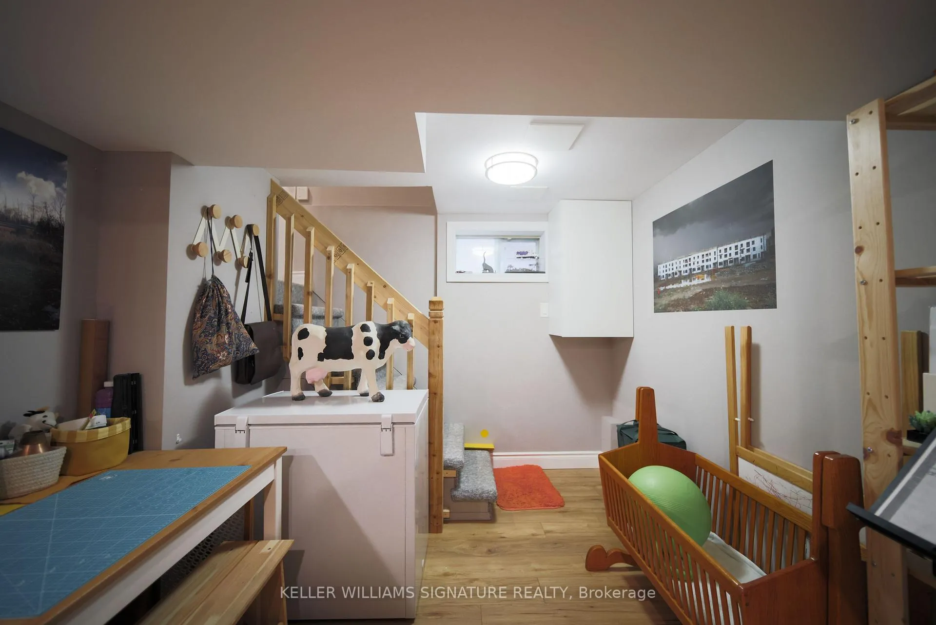 Photo 35 of 209 Balmoral Avenue S, Hamilton, Delta — HOMEH