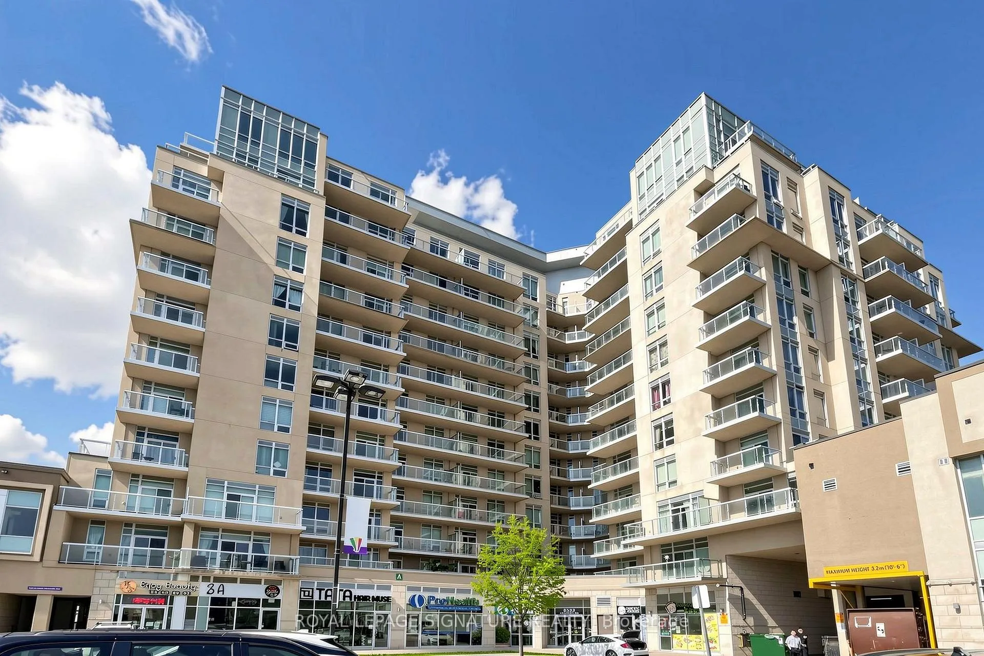 Photo 1 of Unit 816, 8323 Kennedy Road, Markham, Village Green-South Unionville — HOMEH