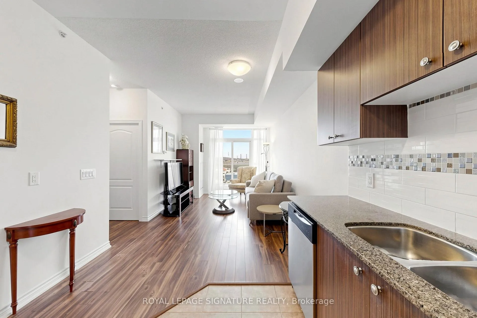 Photo 12 of Unit 816, 8323 Kennedy Road, Markham, Village Green-South Unionville — HOMEH