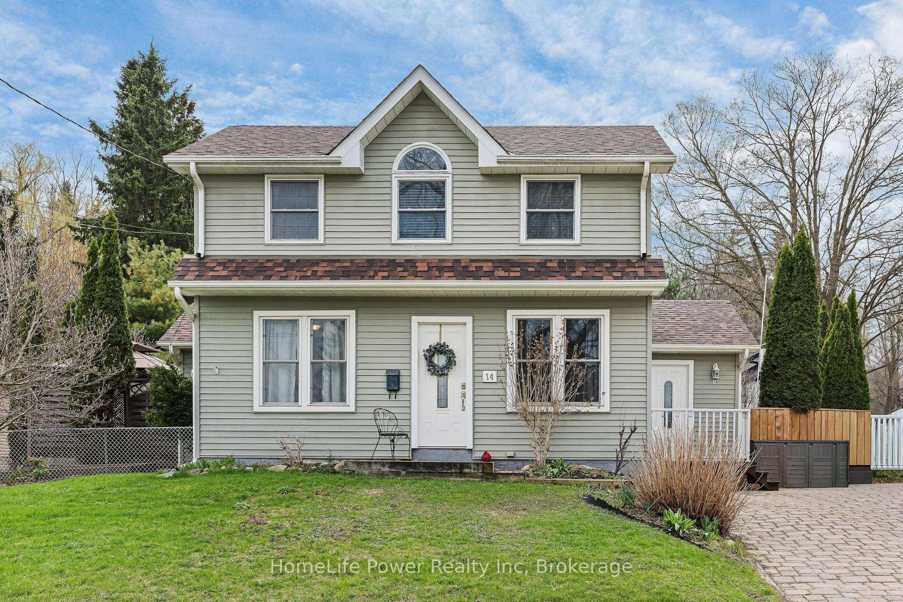 Photo 2 of 14 Erin Street, Halton Hills, Glen Williams — HOMEH