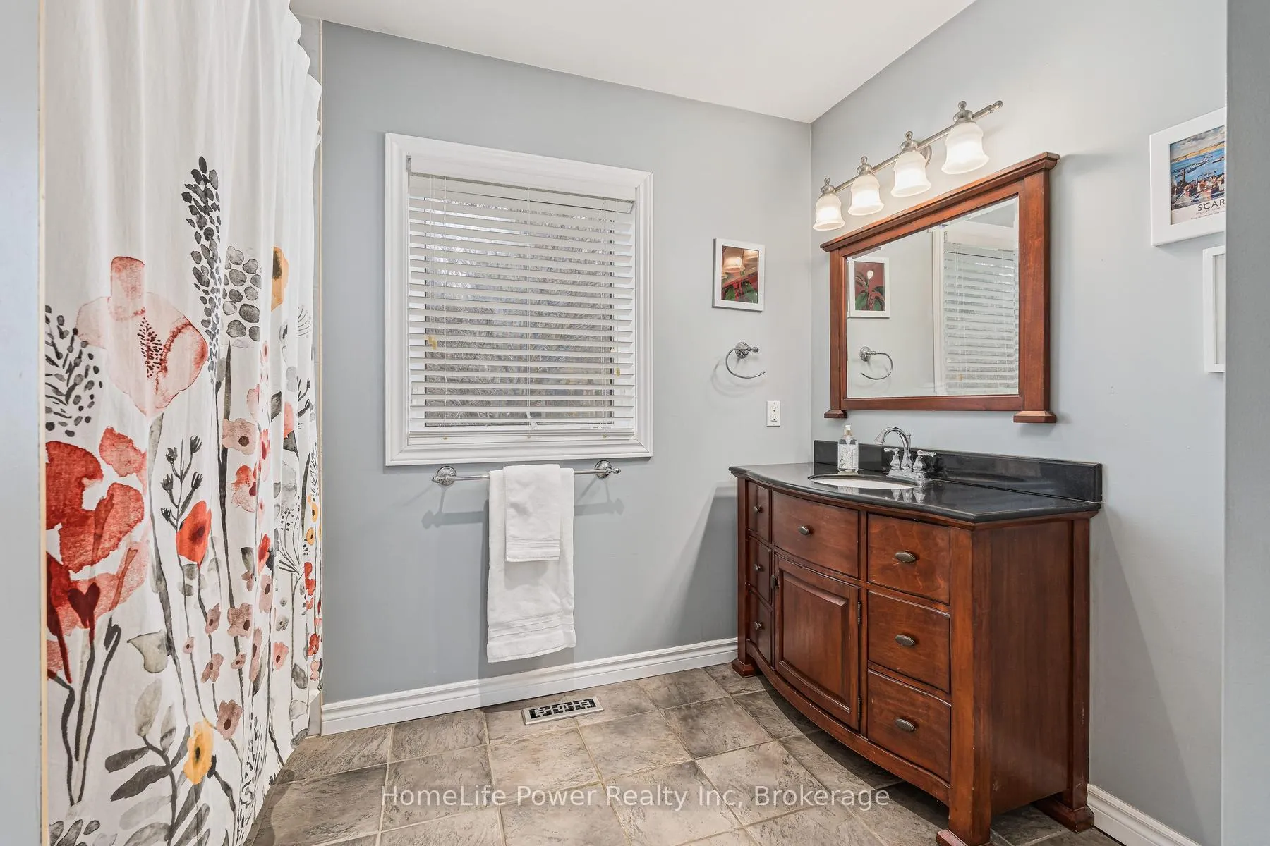 Photo 15 of 14 Erin Street, Halton Hills, Glen Williams — HOMEH
