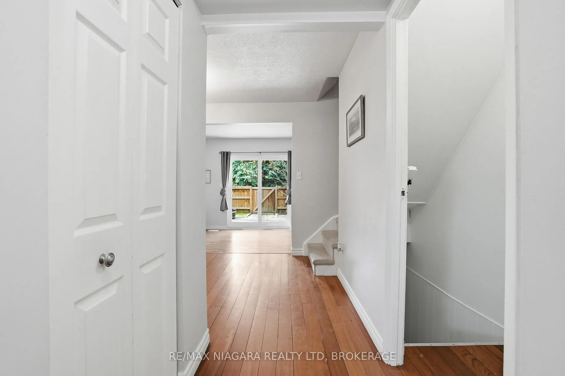 Photo 4 of Unit 64, 151 Linwell Road, St. Catharines, Lakeport — HOMEH