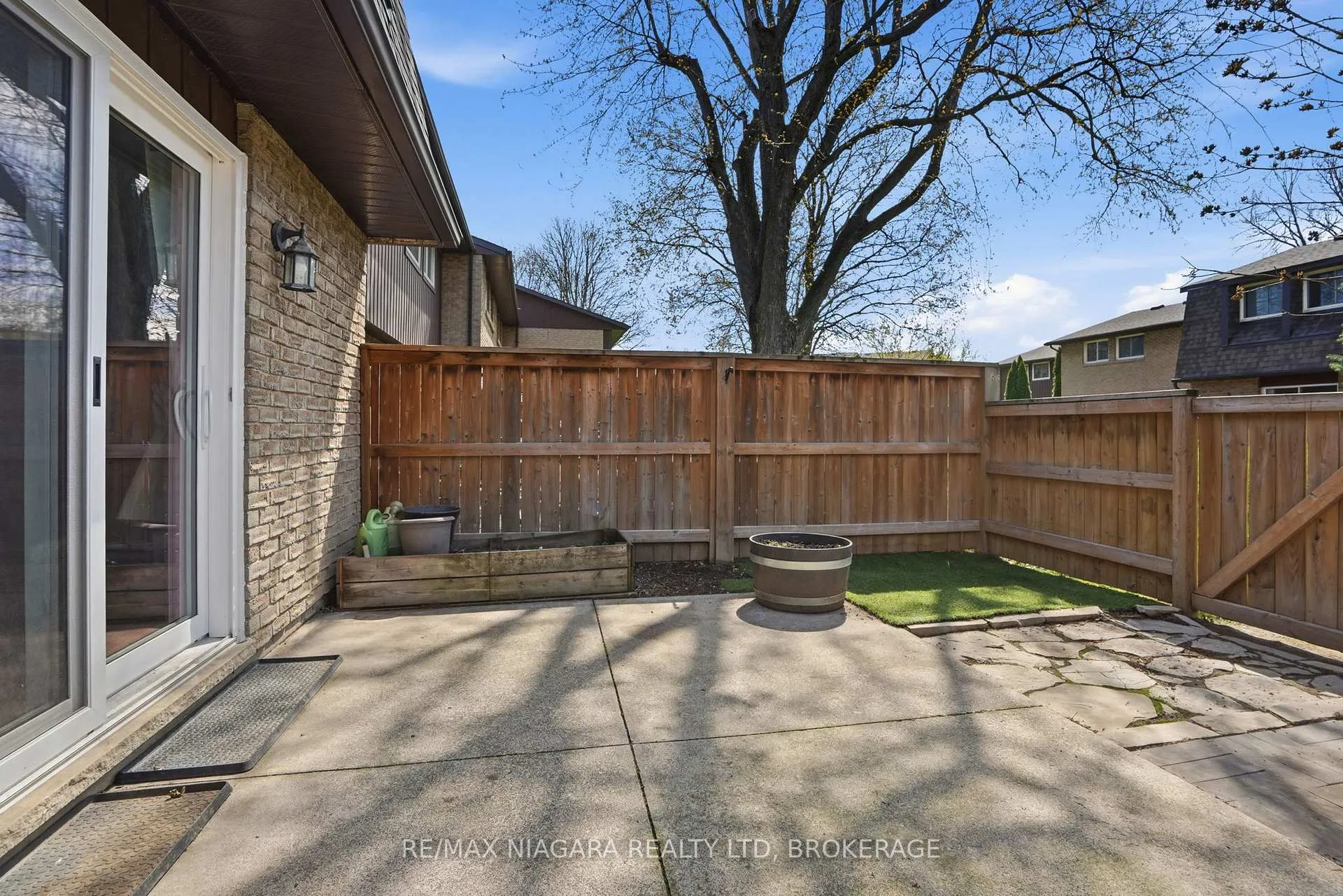 Photo 35 of Unit 64, 151 Linwell Road, St. Catharines, Lakeport — HOMEH