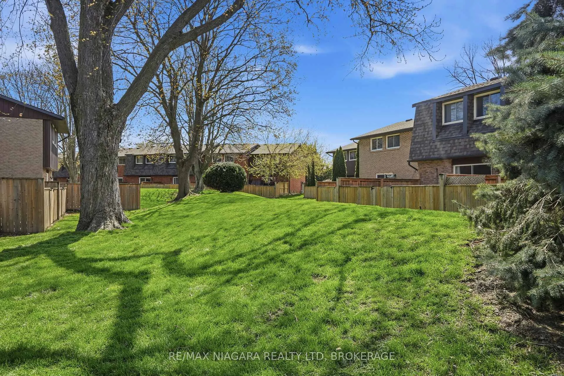 Photo 38 of Unit 64, 151 Linwell Road, St. Catharines, Lakeport — HOMEH