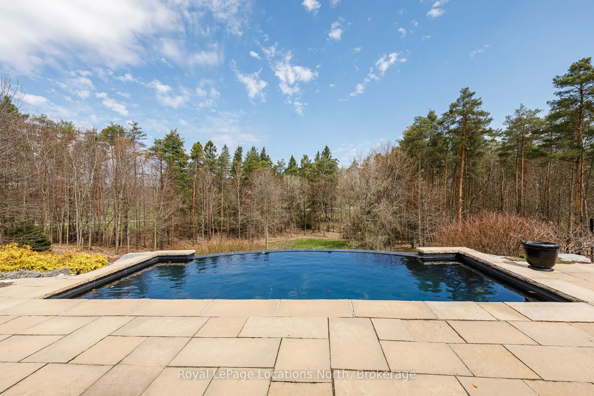 Photo 42 of 4 Purple Hill Lane, Clearview, Creemore — HOMEH