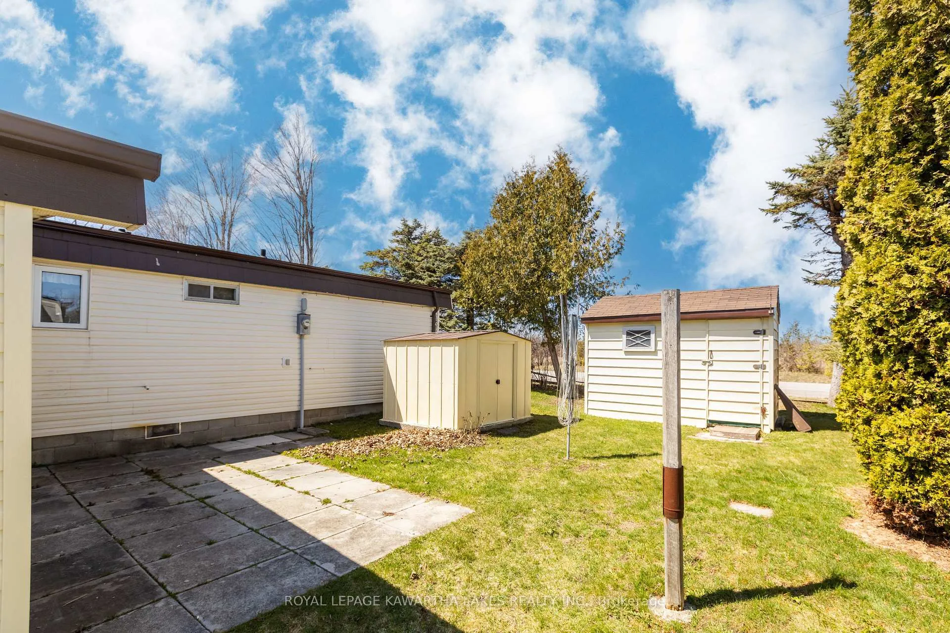 Photo 22 of 6 Circle Drive, Kawartha Lakes, Fenelon — HOMEH