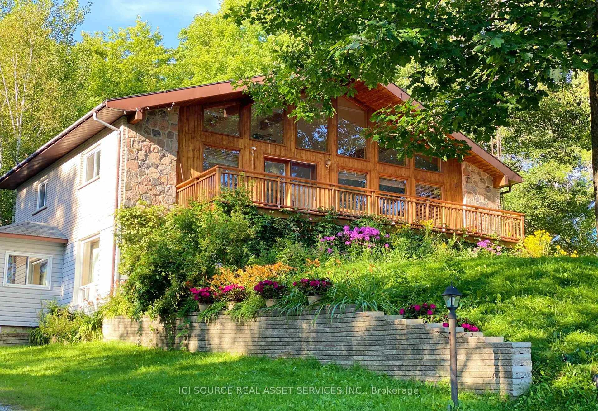 Photo of 933 Ferguson Road