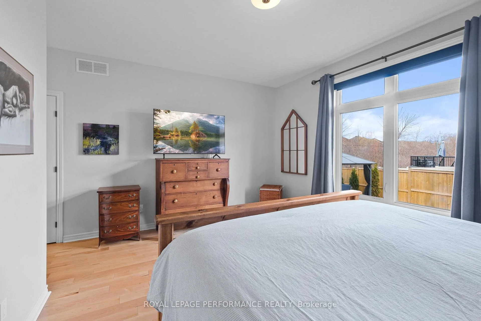 Photo 28 of 527 Silverbell Crescent, Ottawa, Blossom Park/Kemp Park/Findlay Creek — HOMEH