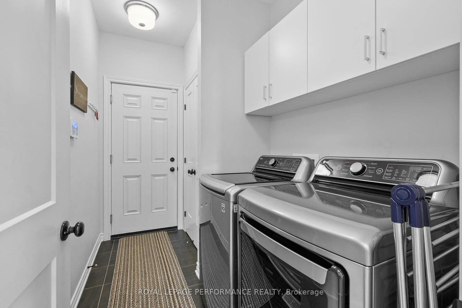 Photo 35 of 527 Silverbell Crescent, Ottawa, Blossom Park/Kemp Park/Findlay Creek — HOMEH