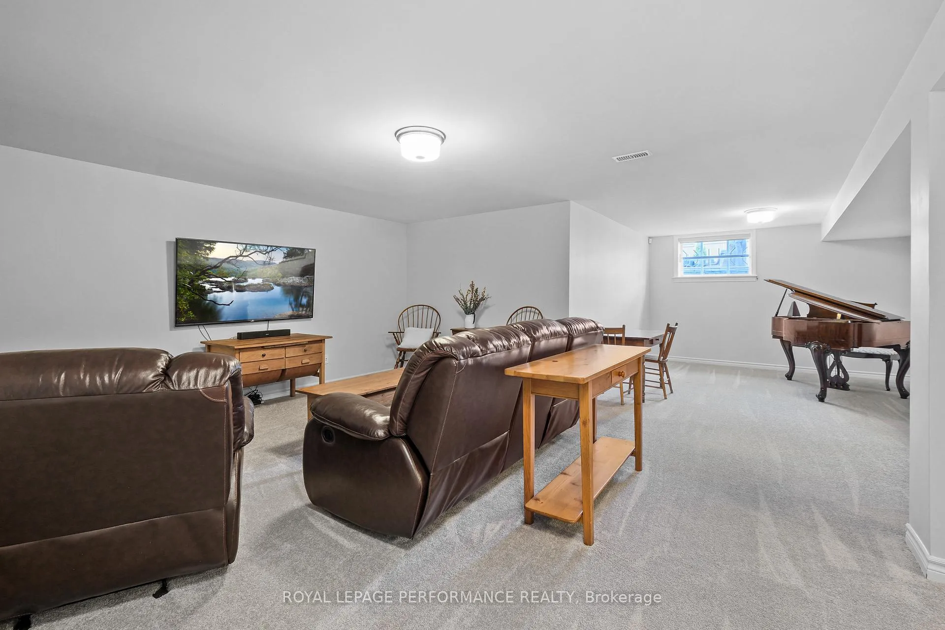 Photo 37 of 527 Silverbell Crescent, Ottawa, Blossom Park/Kemp Park/Findlay Creek — HOMEH
