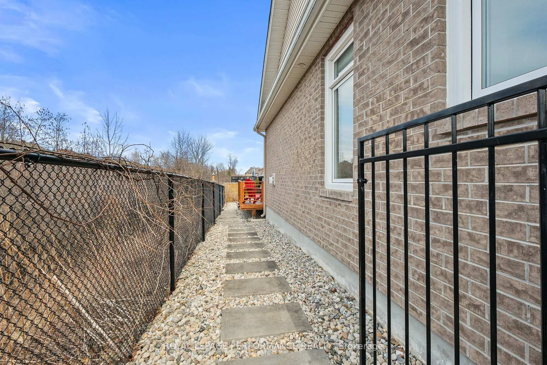 Photo 44 of 527 Silverbell Crescent, Ottawa, Blossom Park/Kemp Park/Findlay Creek — HOMEH