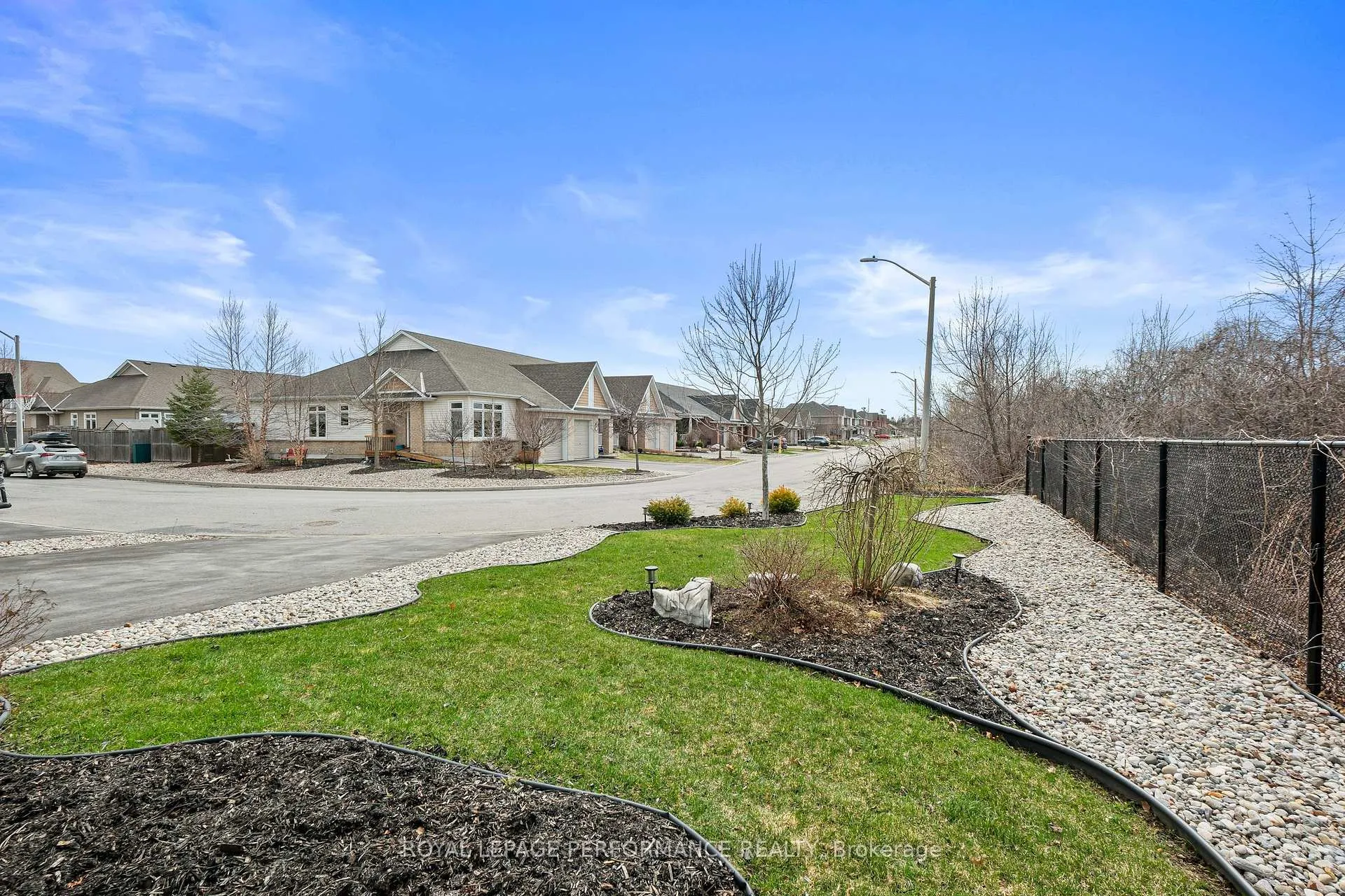 Photo 49 of 527 Silverbell Crescent, Ottawa, Blossom Park/Kemp Park/Findlay Creek — HOMEH