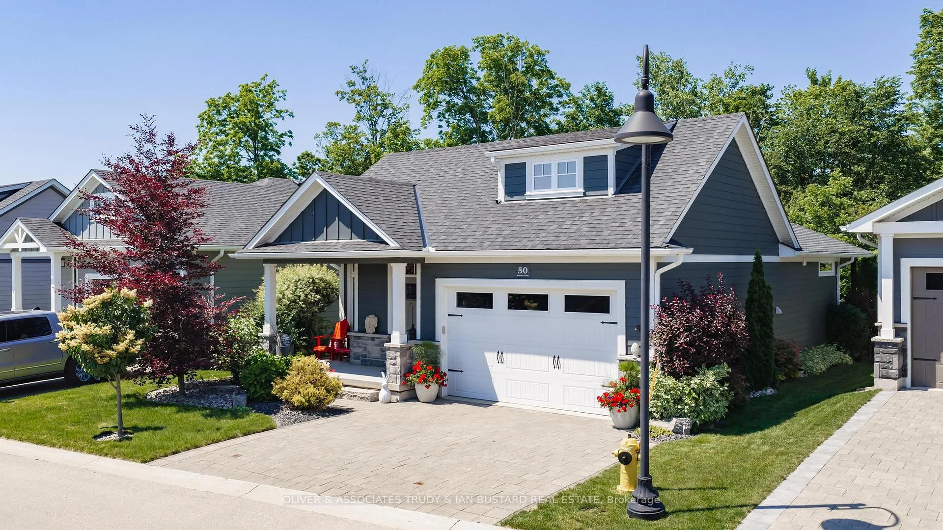 Front of Unit 4, 50 Sunrise Lane