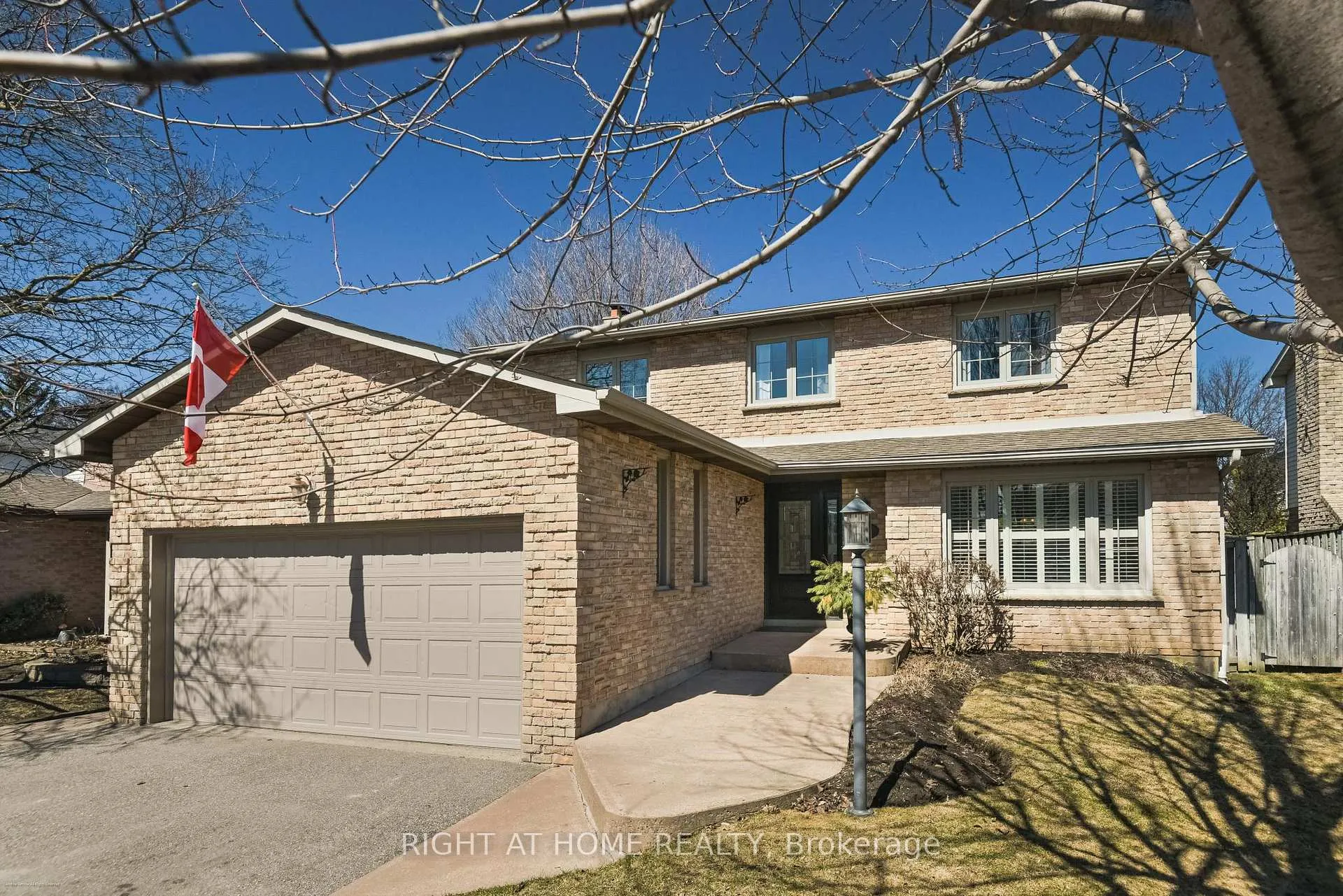 Front of 885 Dales Avenue