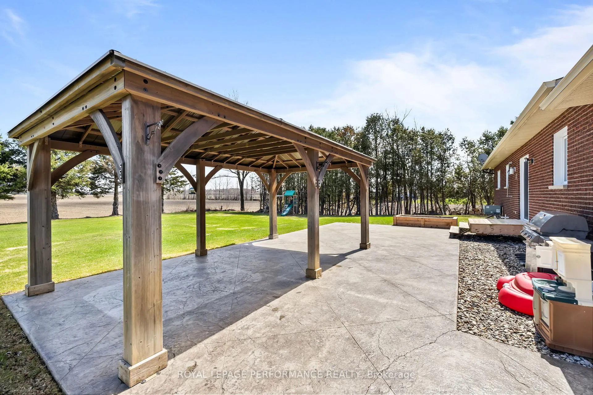 Photo 35 of 1547 St Jacques Road, Russell, Russell Twp — HOMEH