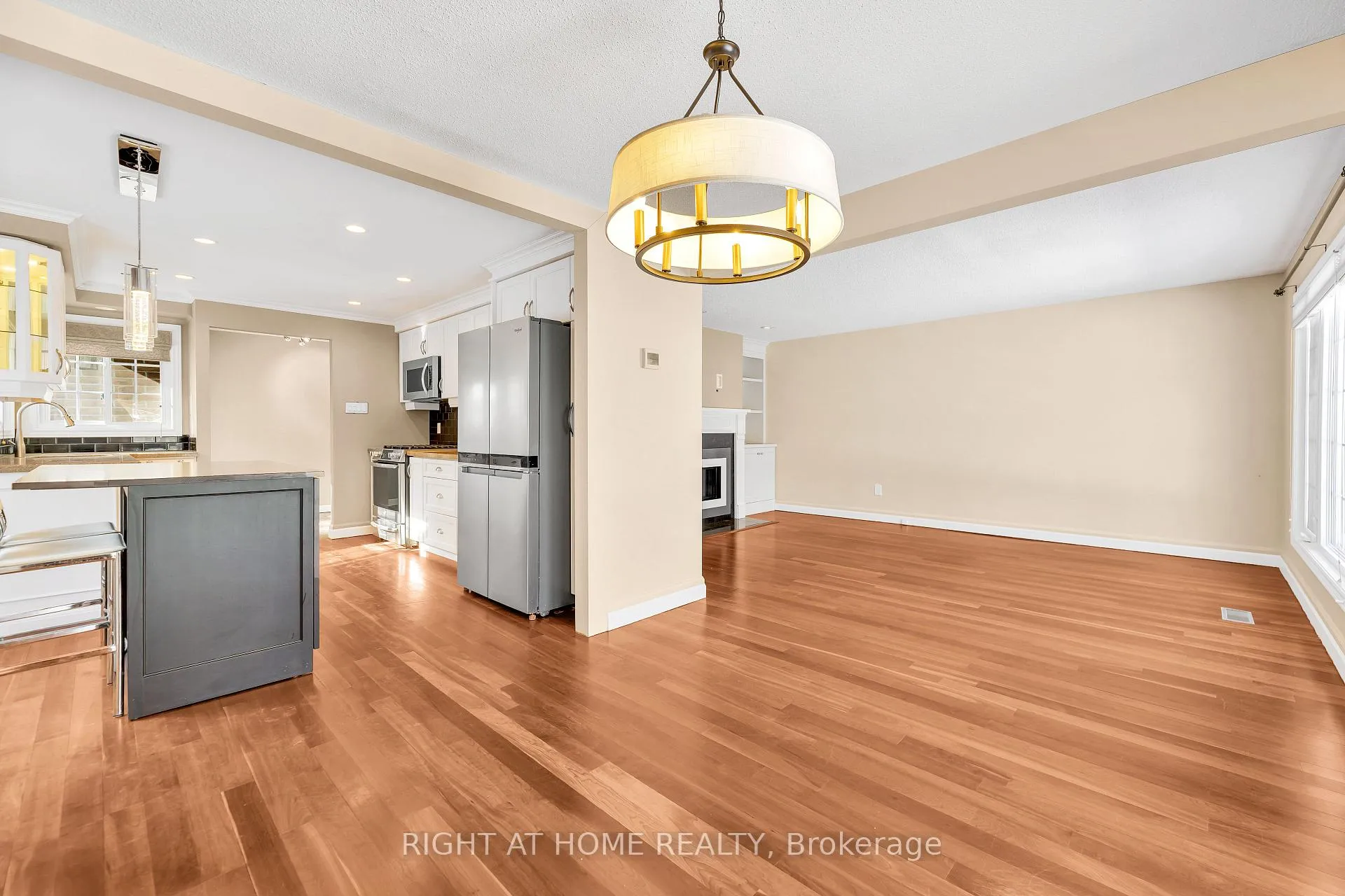 Photo 29 of Unit 3, 104 Woodlawn Road E, Guelph, Victoria North — HOMEH