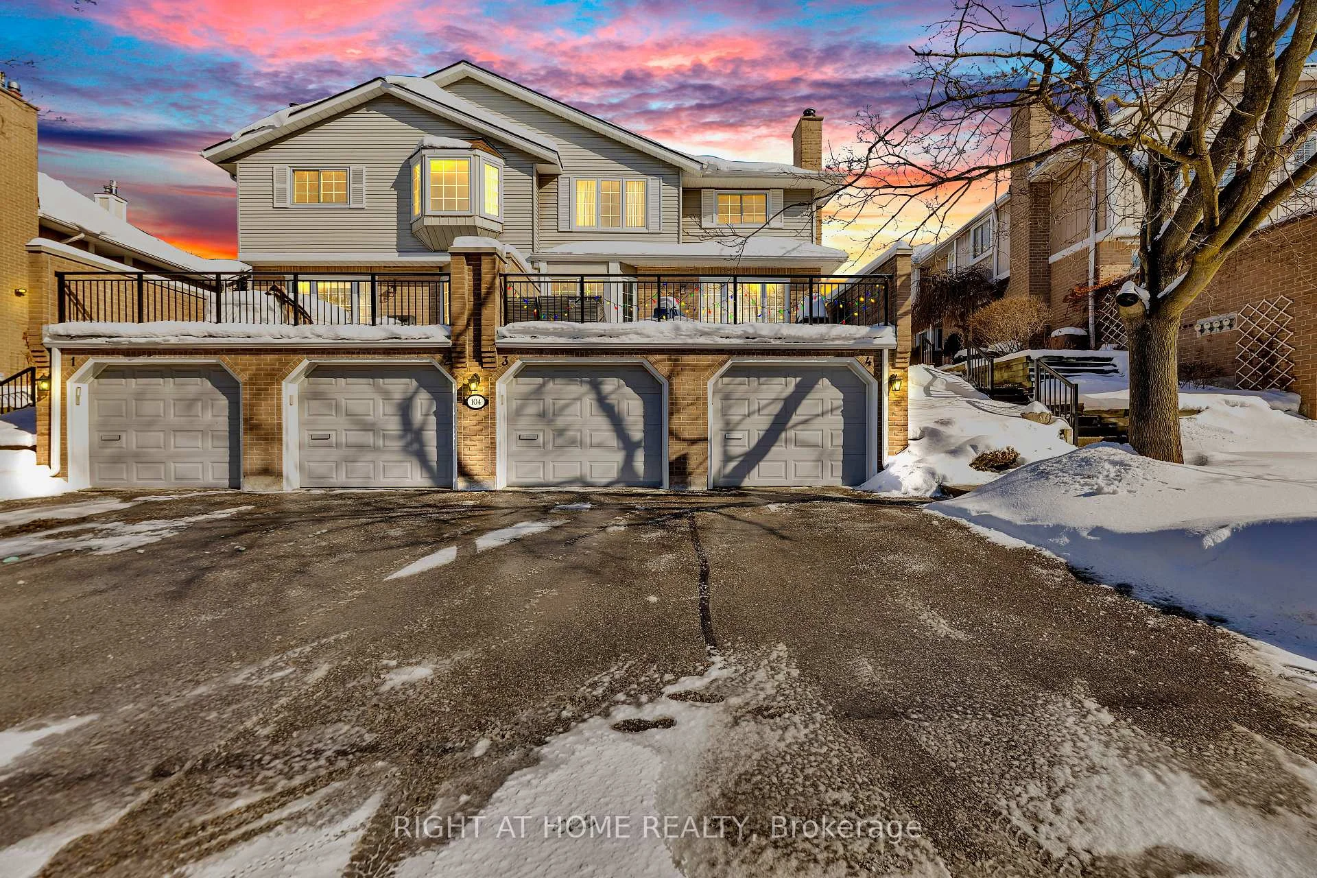 Photo 3 of Unit 3, 104 Woodlawn Road E, Guelph, Victoria North — HOMEH
