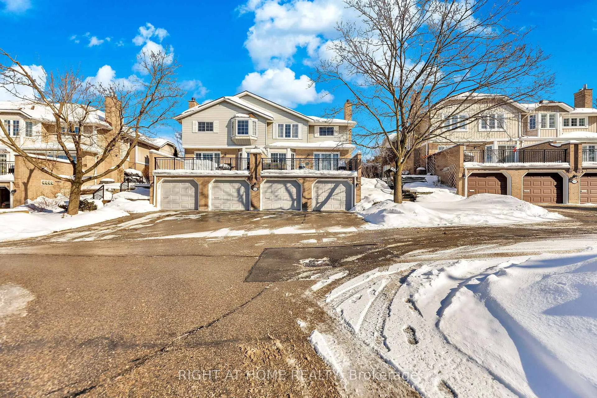 Photo 7 of Unit 3, 104 Woodlawn Road E, Guelph, Victoria North — HOMEH