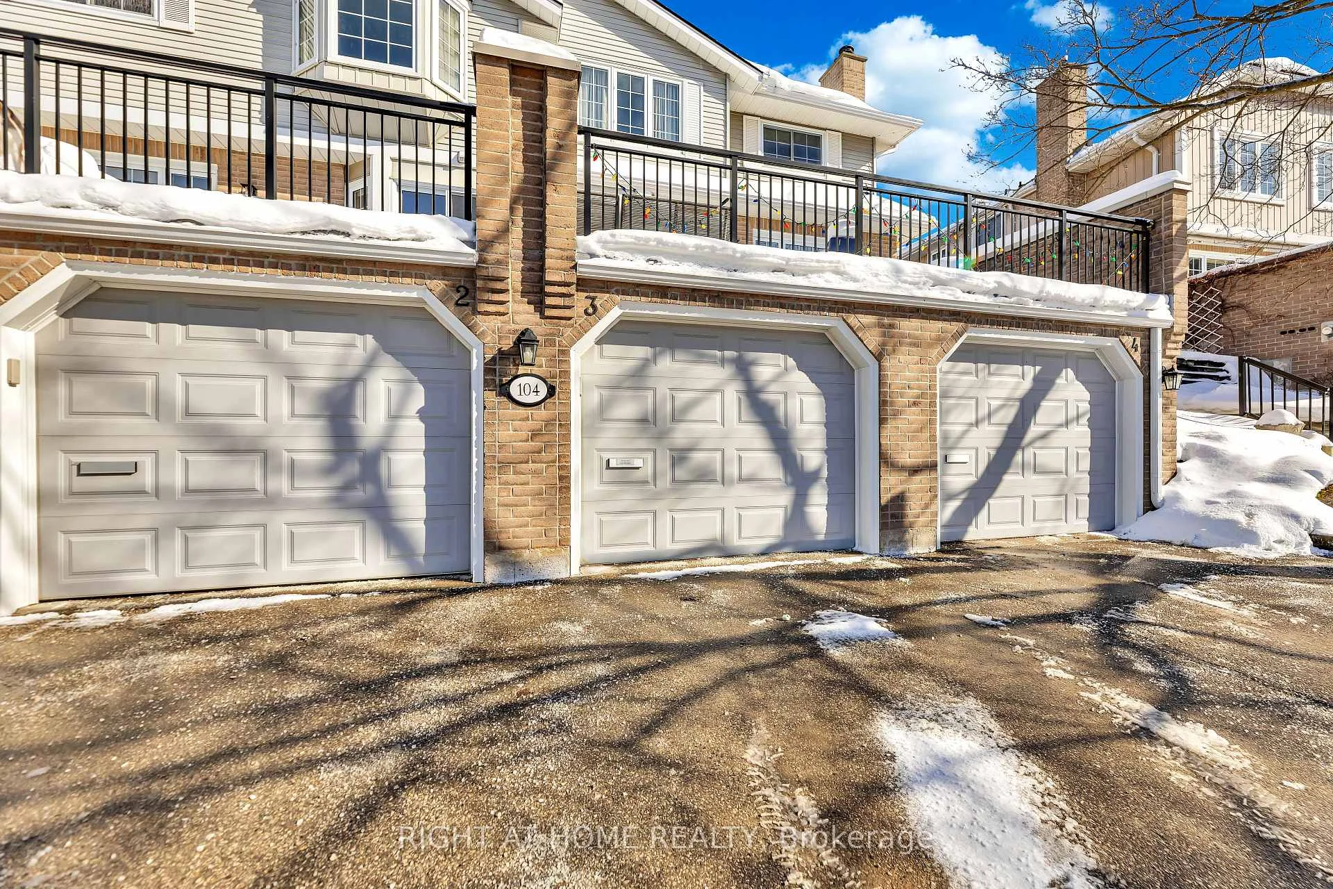 Photo 9 of Unit 3, 104 Woodlawn Road E, Guelph, Victoria North — HOMEH