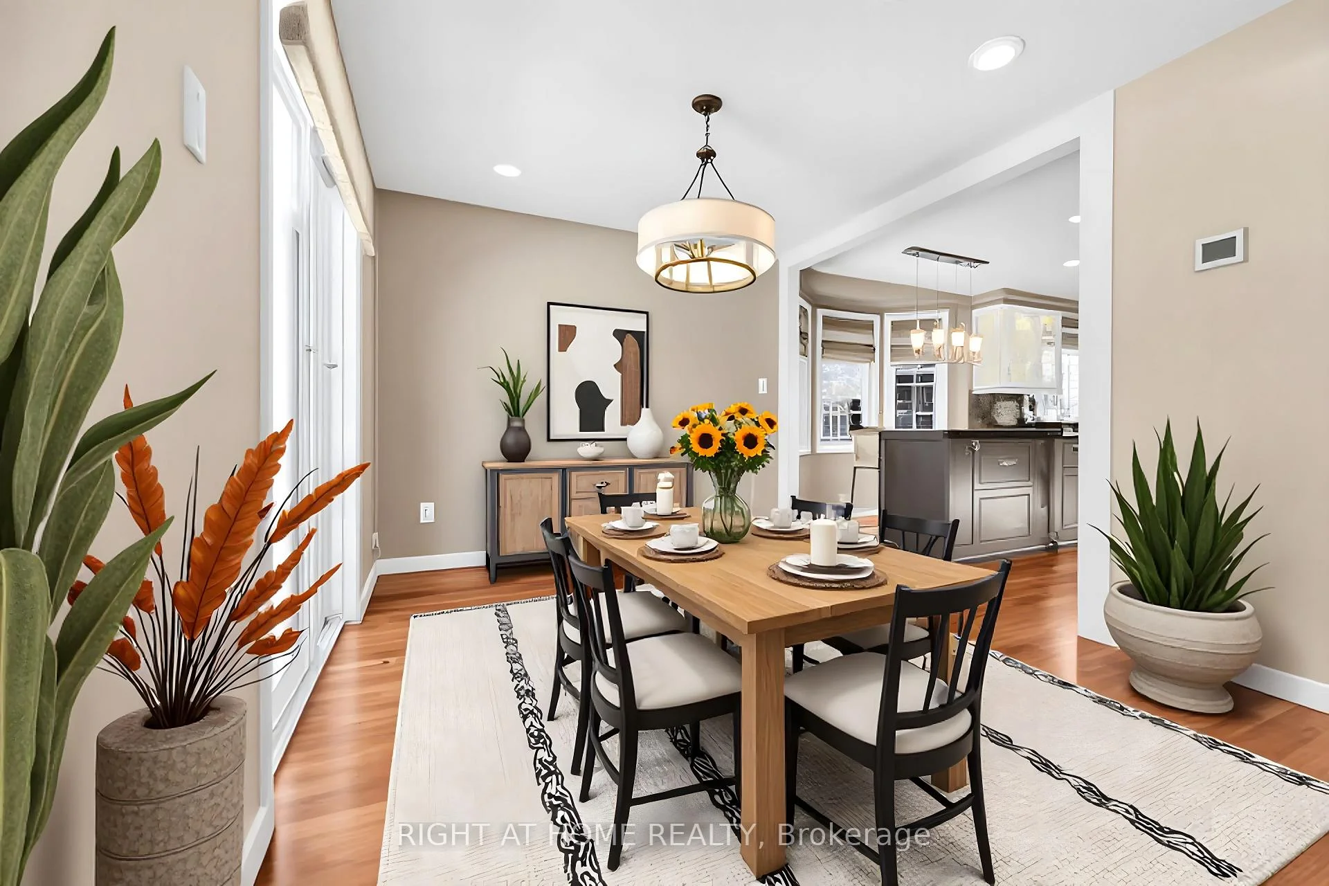 Photo 32 of Unit 3, 104 Woodlawn Road E, Guelph, Victoria North — HOMEH