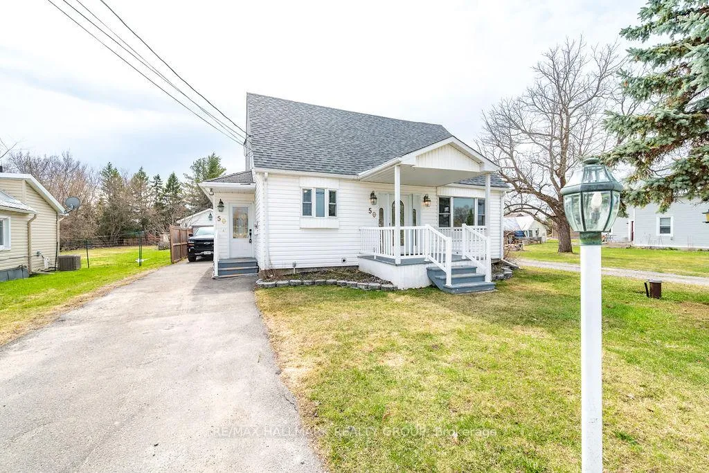 Photo 2 of 50 Poole Street, McNab/Braeside, Mcnab/Braeside Twps — HOMEH